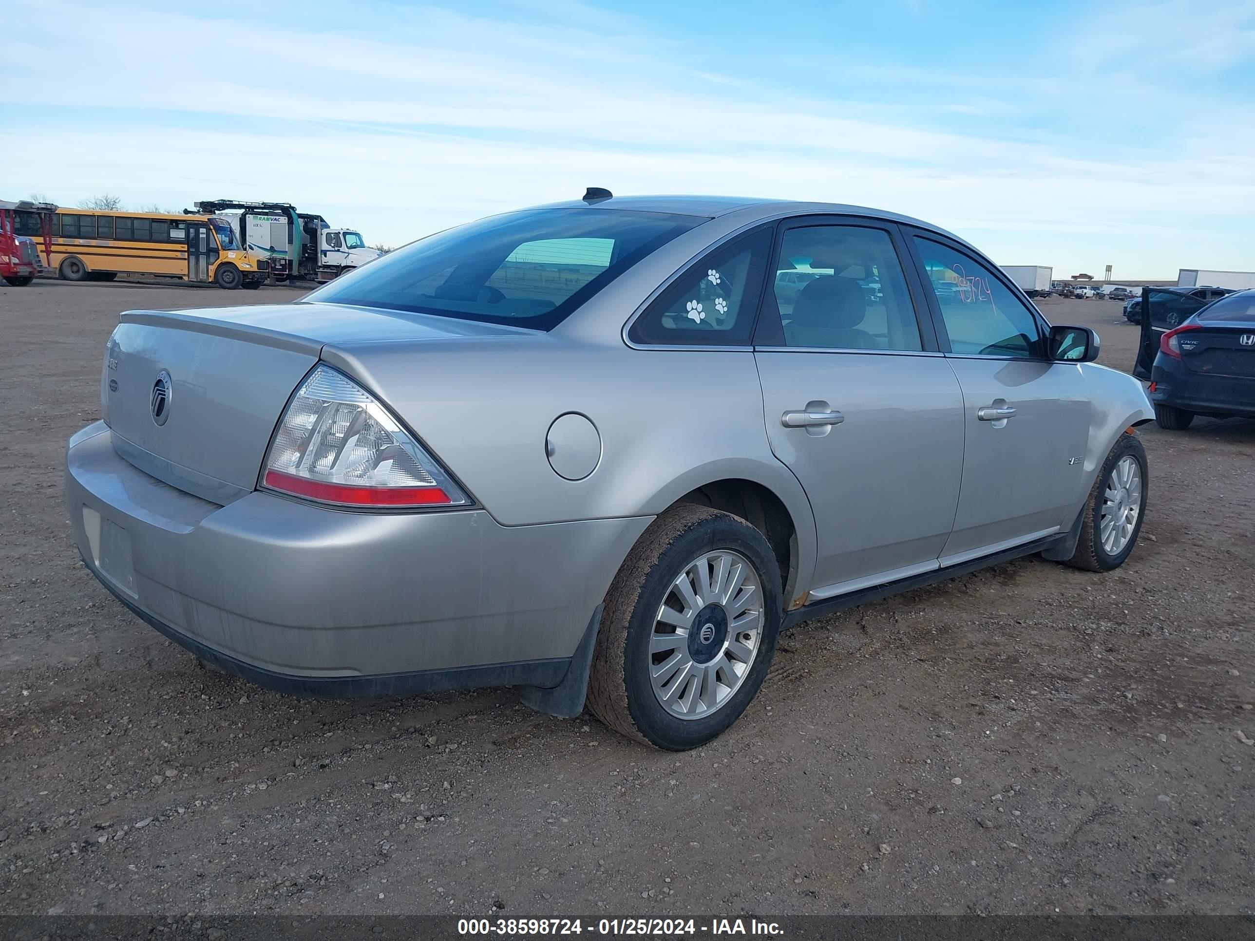 Photo 3 VIN: 1MEHM40W78G621353 - MERCURY SABLE 