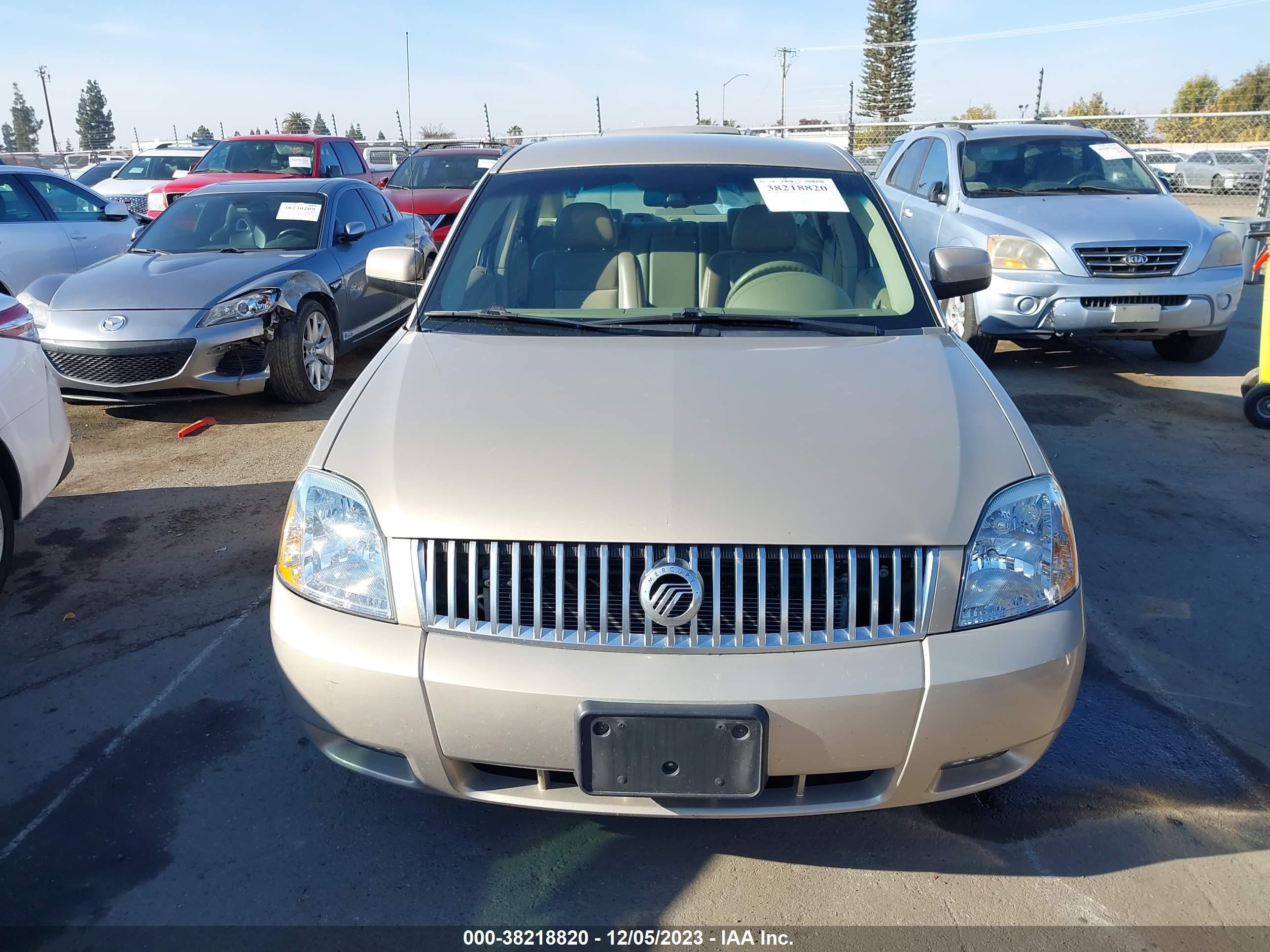 Photo 11 VIN: 1MEHM42137G613136 - MERCURY MONTEGO 