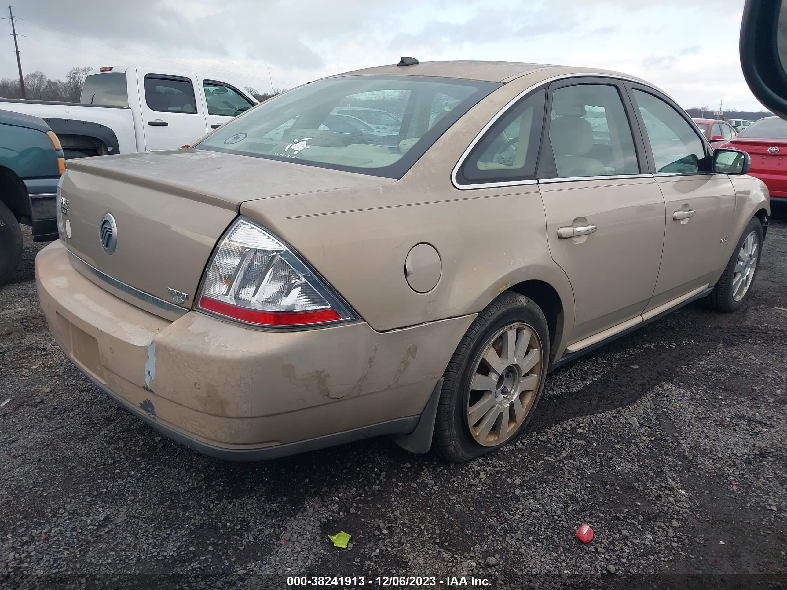 Photo 3 VIN: 1MEHM42W18G610328 - MERCURY SABLE 