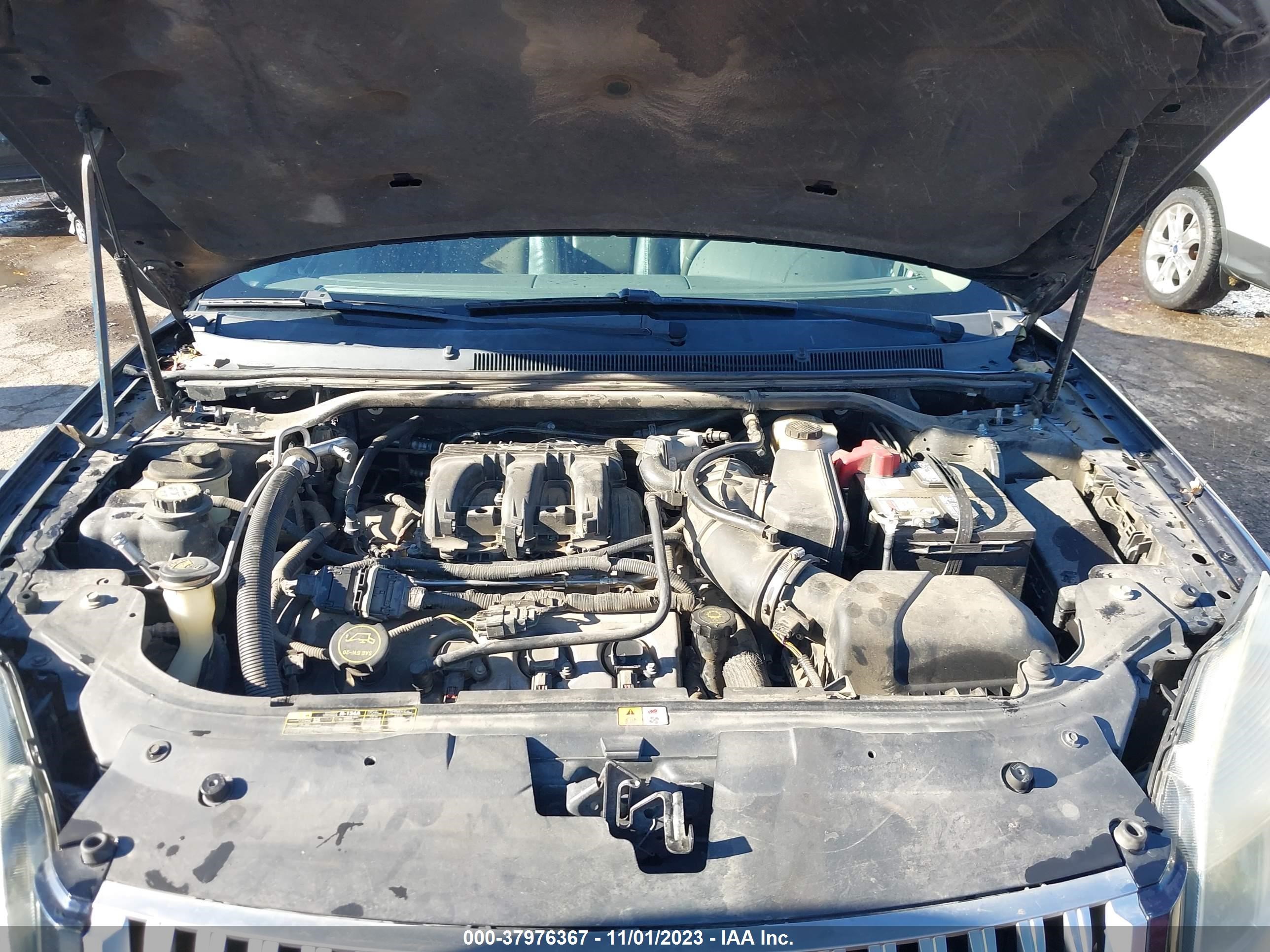 Photo 9 VIN: 1MEHM42W48G602515 - MERCURY SABLE 