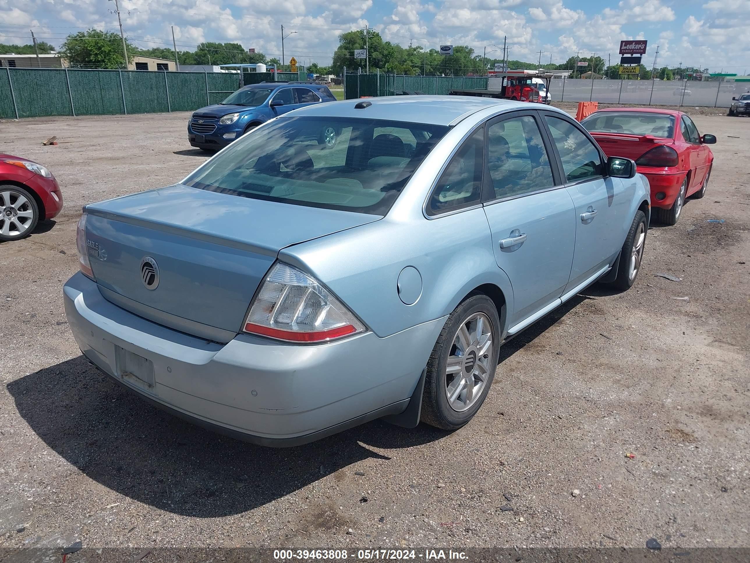 Photo 3 VIN: 1MEHM42W69G632083 - MERCURY SABLE 