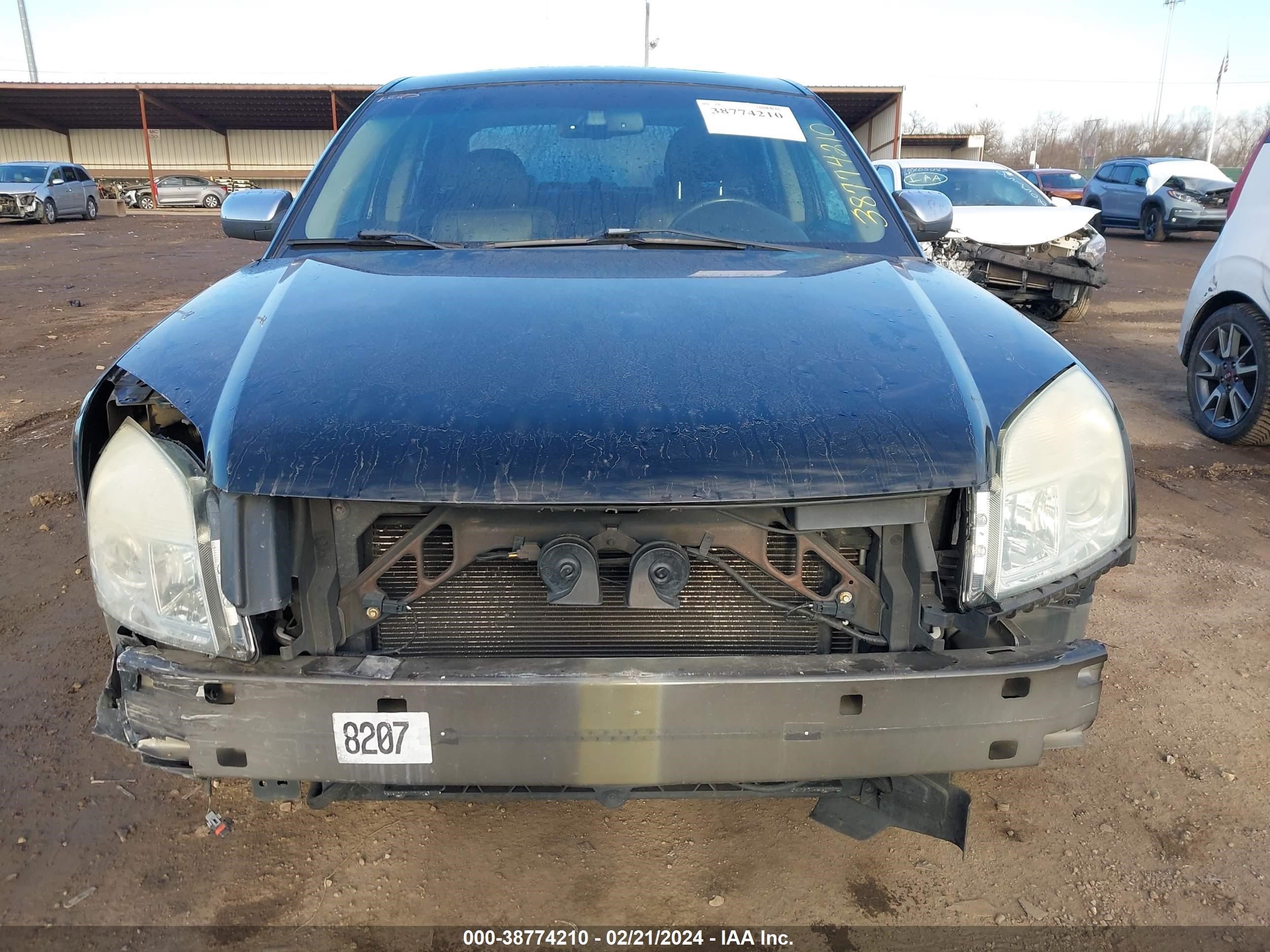 Photo 12 VIN: 1MEHM42W88G621908 - MERCURY SABLE 