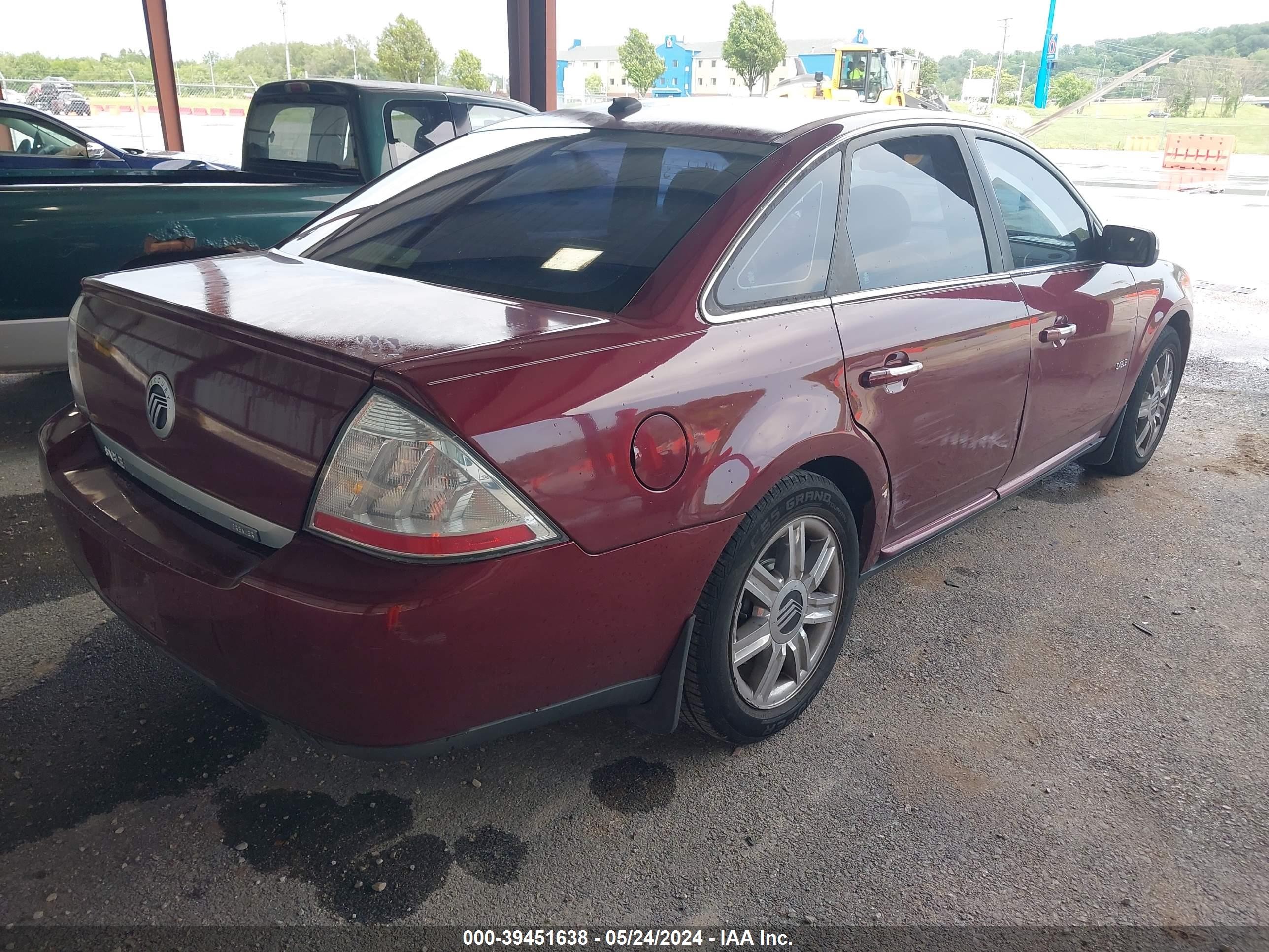 Photo 3 VIN: 1MEHM42W98G611971 - MERCURY SABLE 