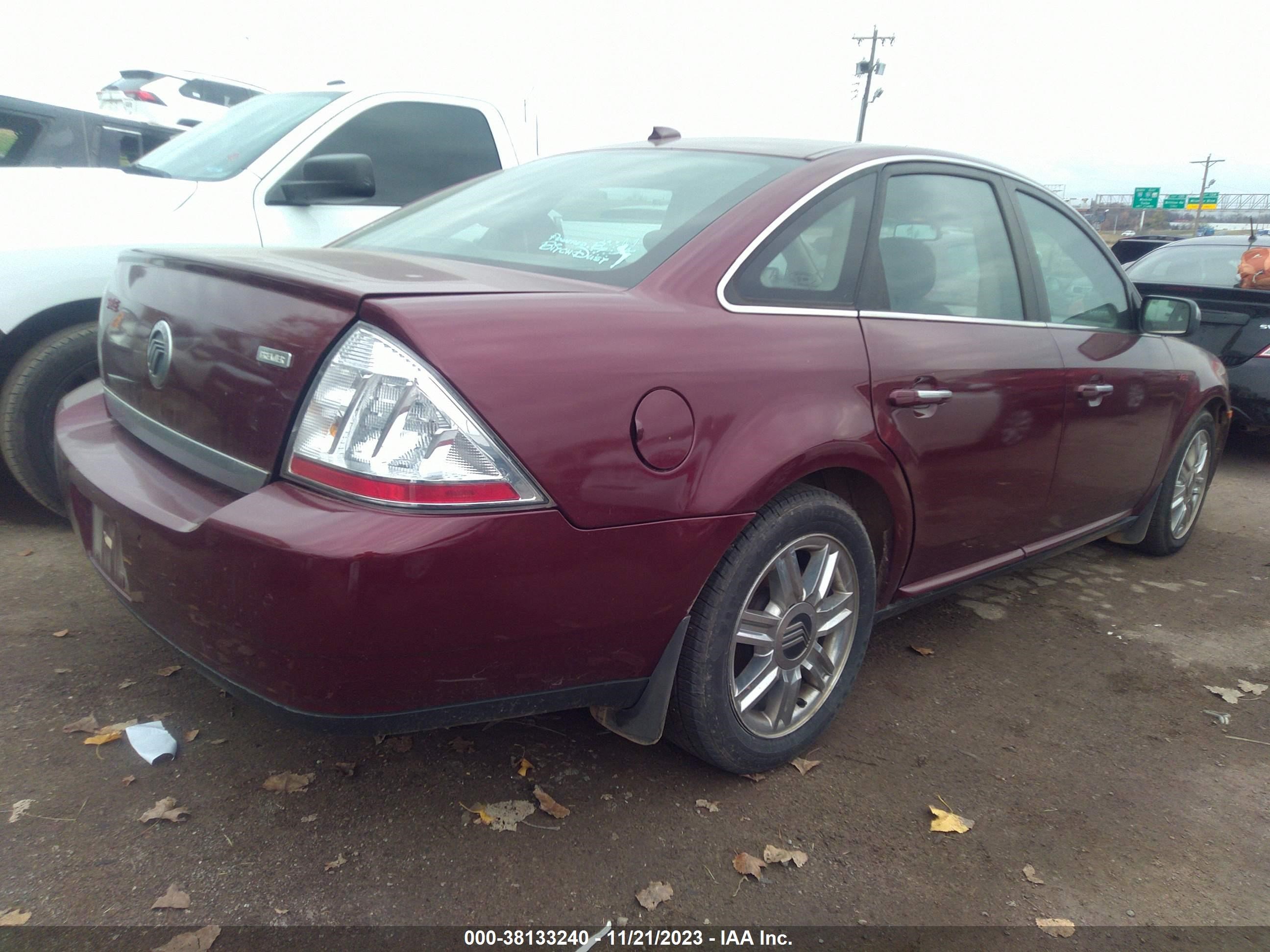 Photo 3 VIN: 1MEHM42W98G614871 - MERCURY SABLE 