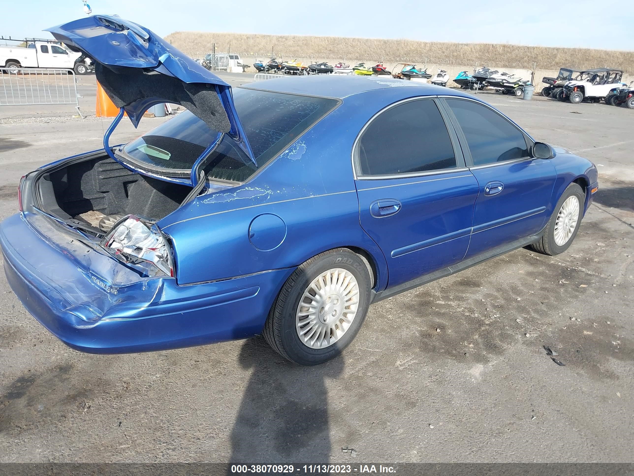 Photo 3 VIN: 1MEHM50U83G613081 - MERCURY SABLE 