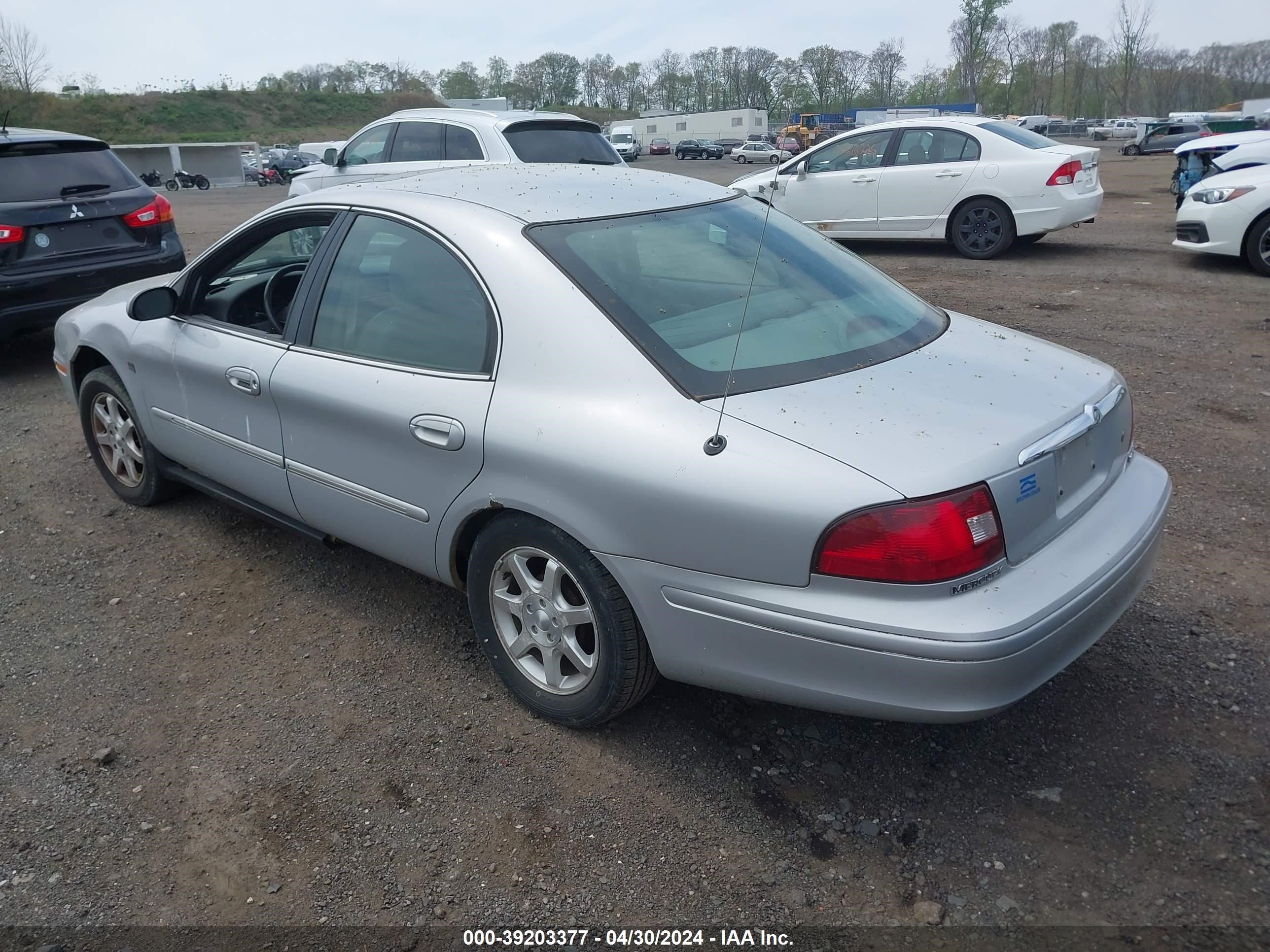 Photo 2 VIN: 1MEHM55S01A637561 - MERCURY SABLE 