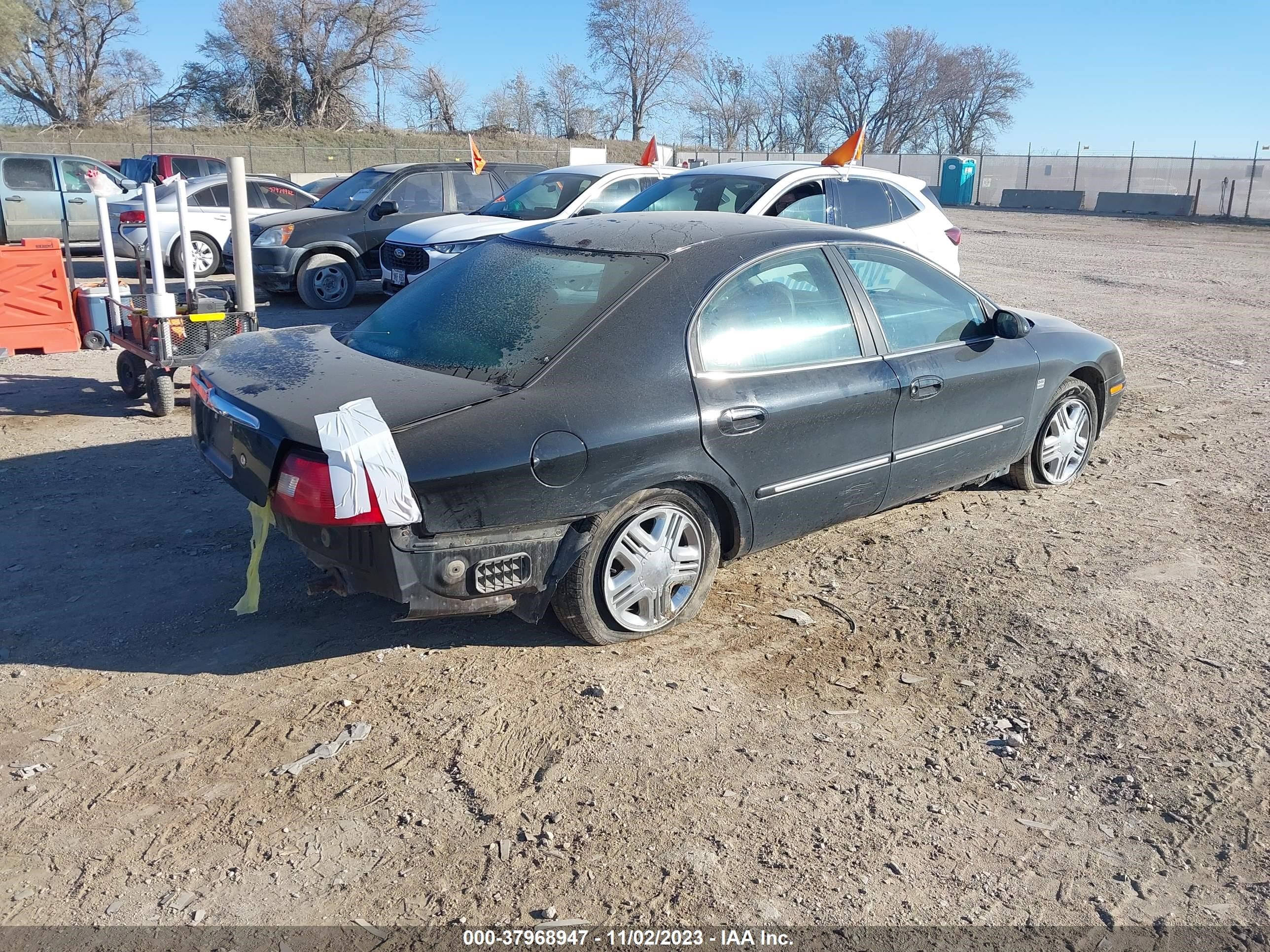 Photo 3 VIN: 1MEHM55S02A632314 - MERCURY SABLE 