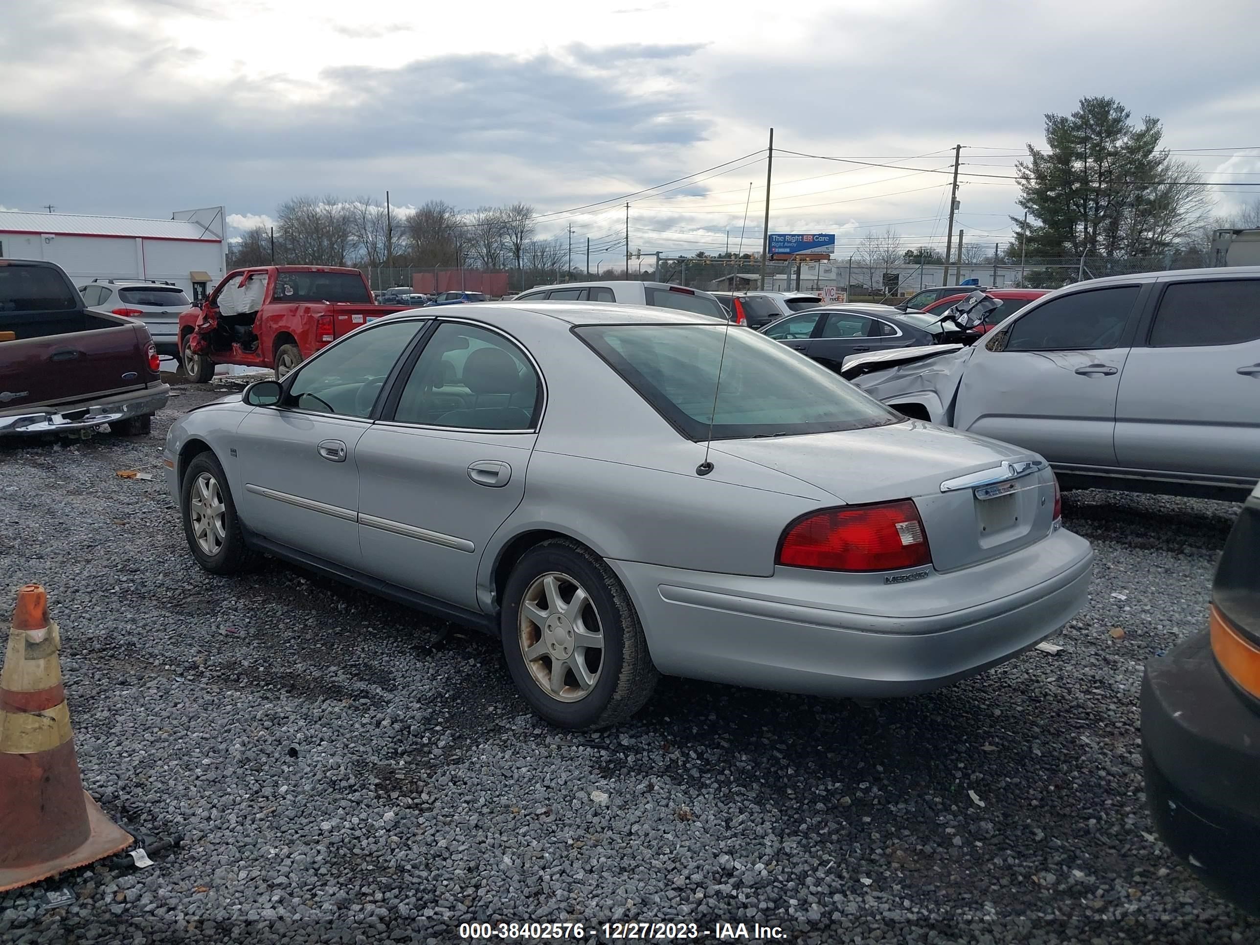 Photo 2 VIN: 1MEHM55S63A606317 - MERCURY SABLE 