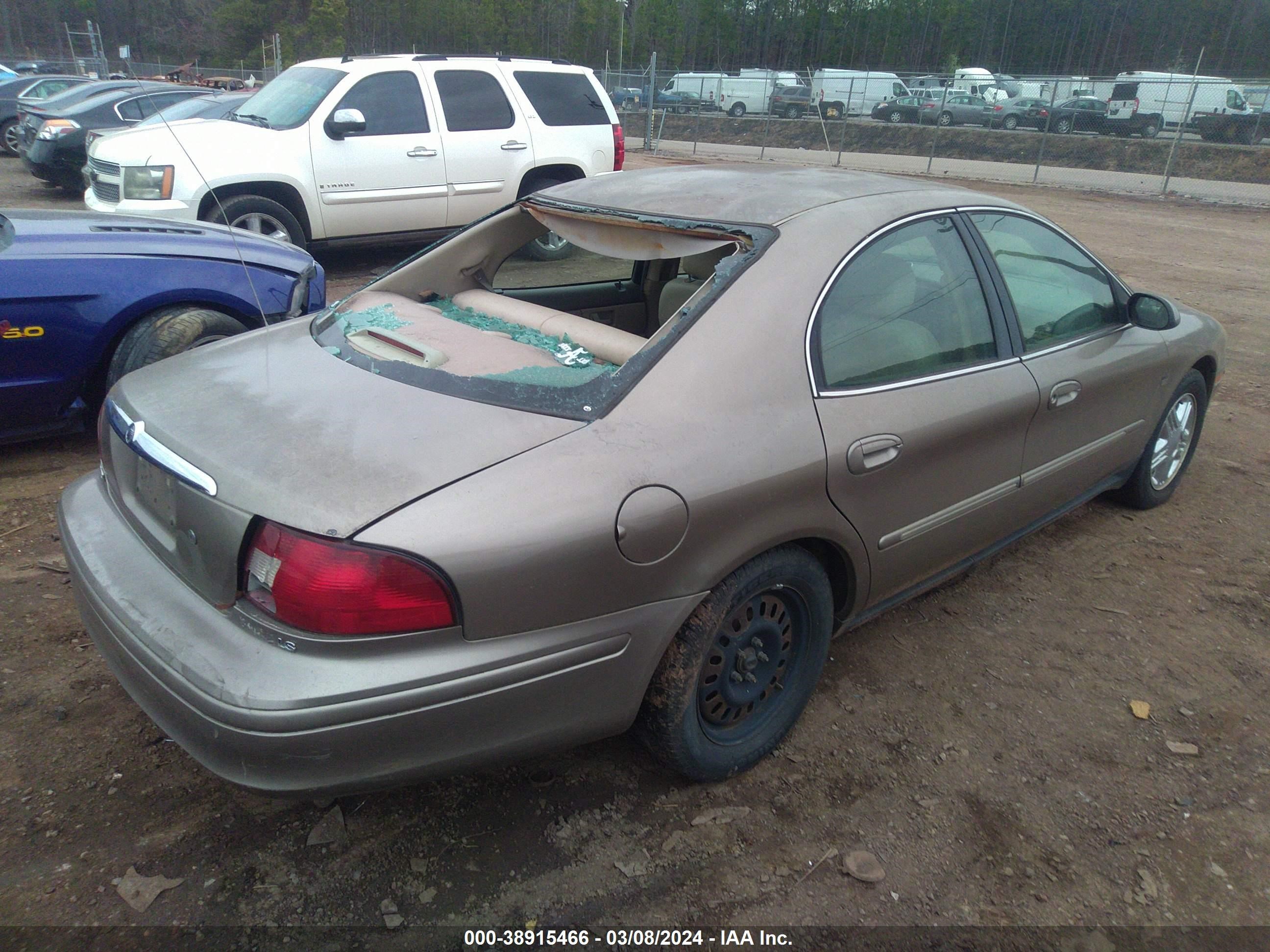 Photo 3 VIN: 1MEHM55S82G616987 - MERCURY SABLE 