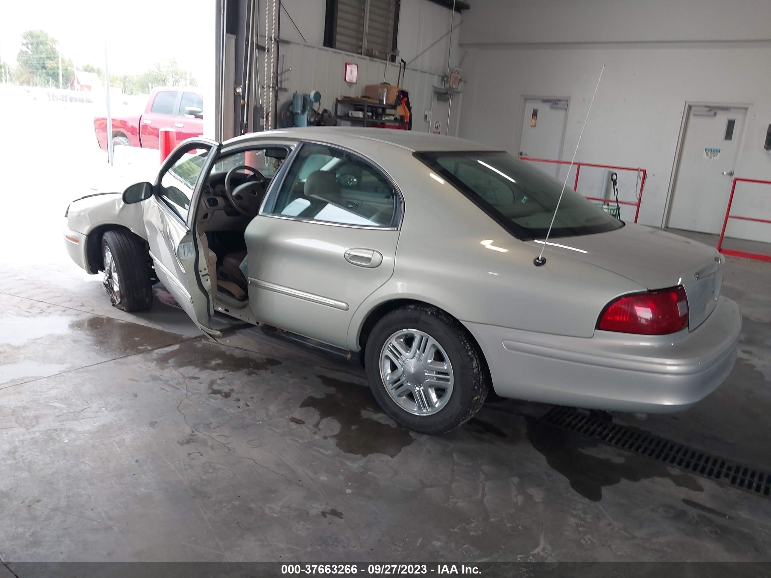 Photo 2 VIN: 1MEHM55S93G613632 - MERCURY SABLE 