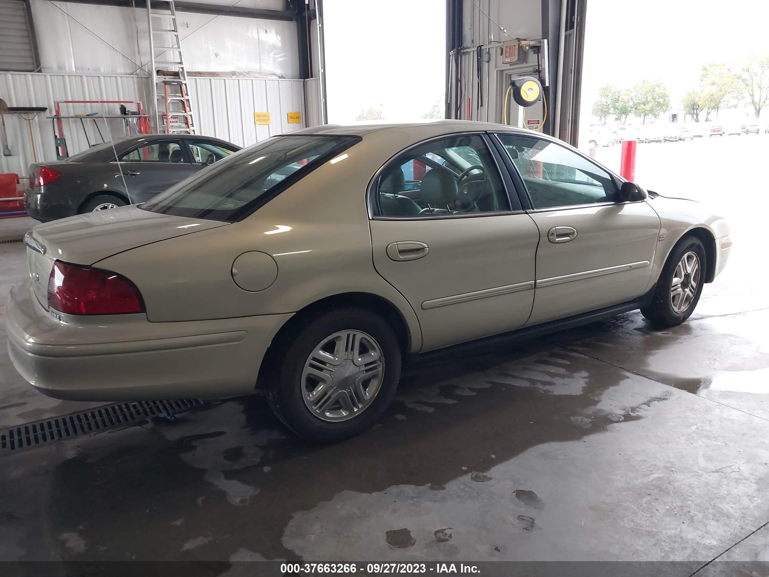 Photo 3 VIN: 1MEHM55S93G613632 - MERCURY SABLE 