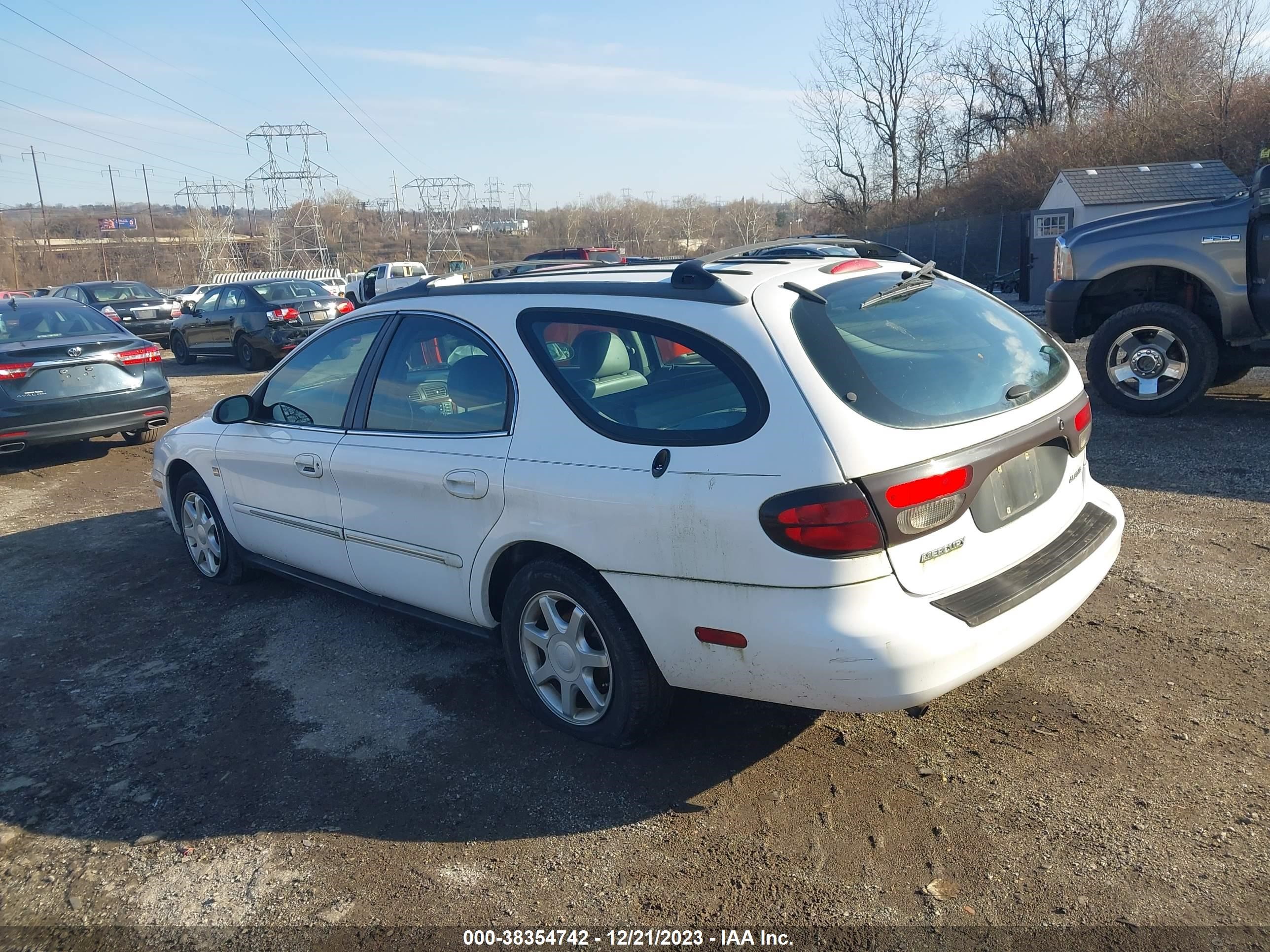 Photo 2 VIN: 1MEHM59S33A623456 - MERCURY SABLE 