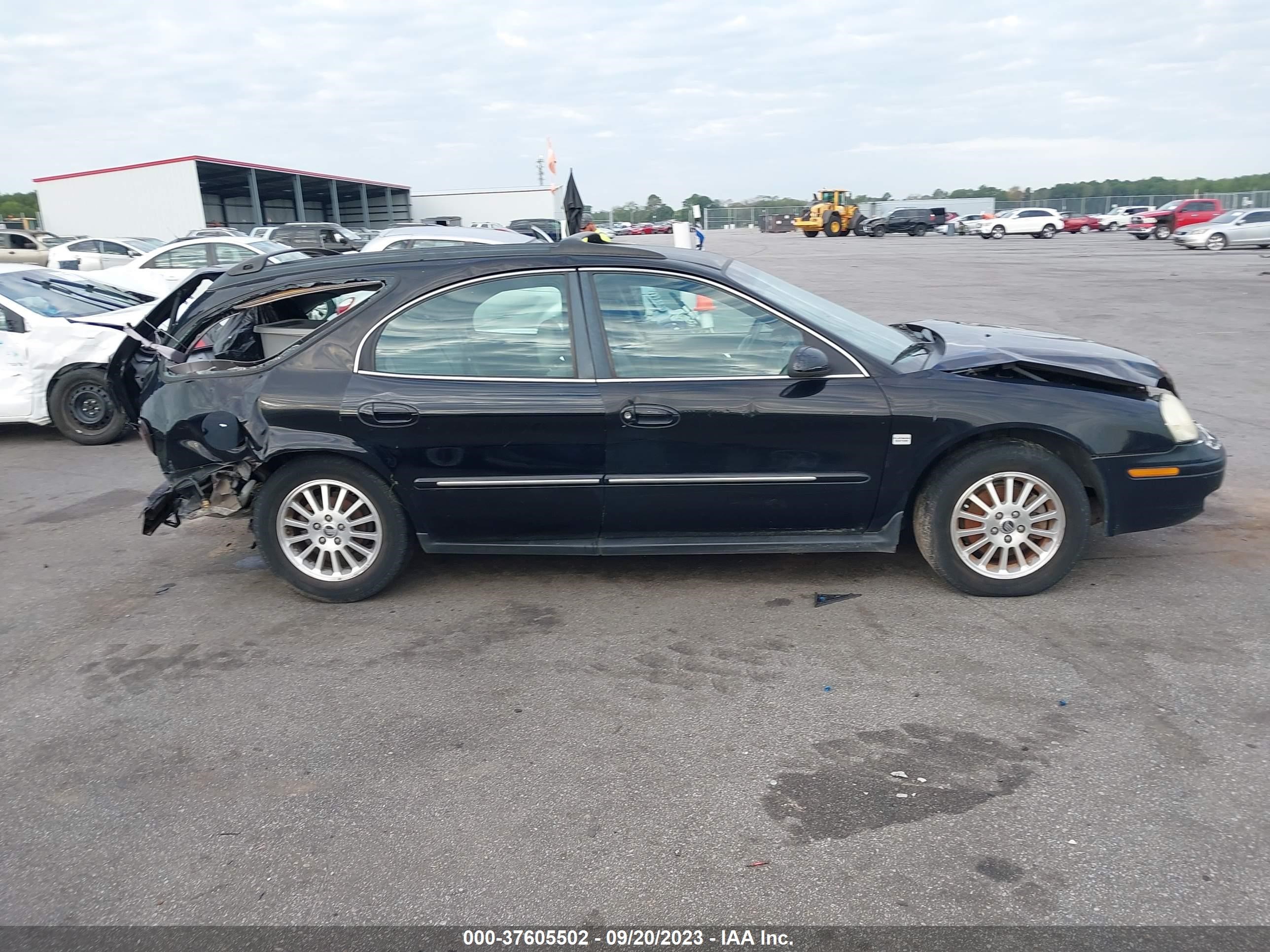 Photo 13 VIN: 1MEHM59S43A609534 - MERCURY SABLE 