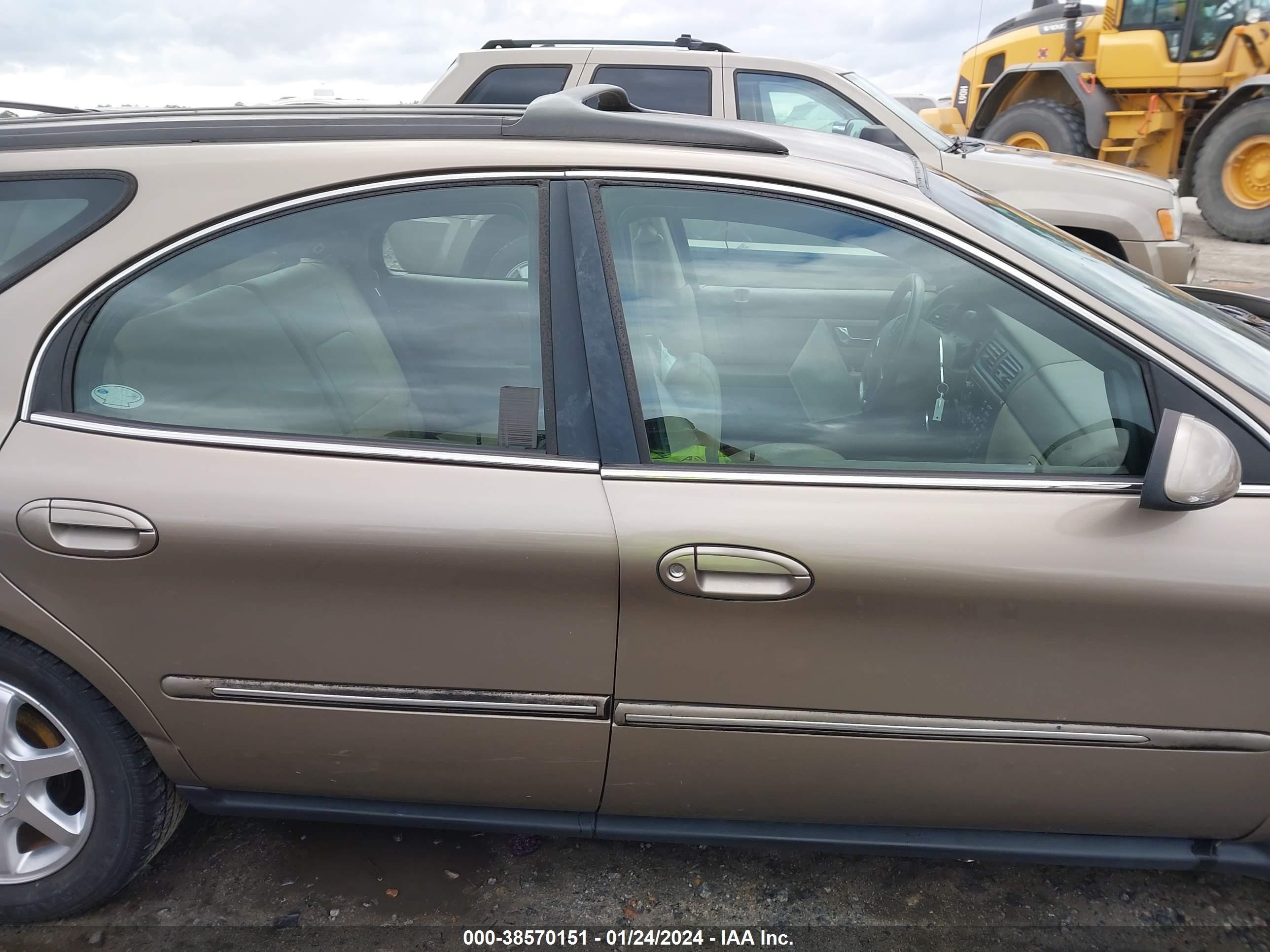 Photo 12 VIN: 1MEHM59S52A600274 - MERCURY SABLE 