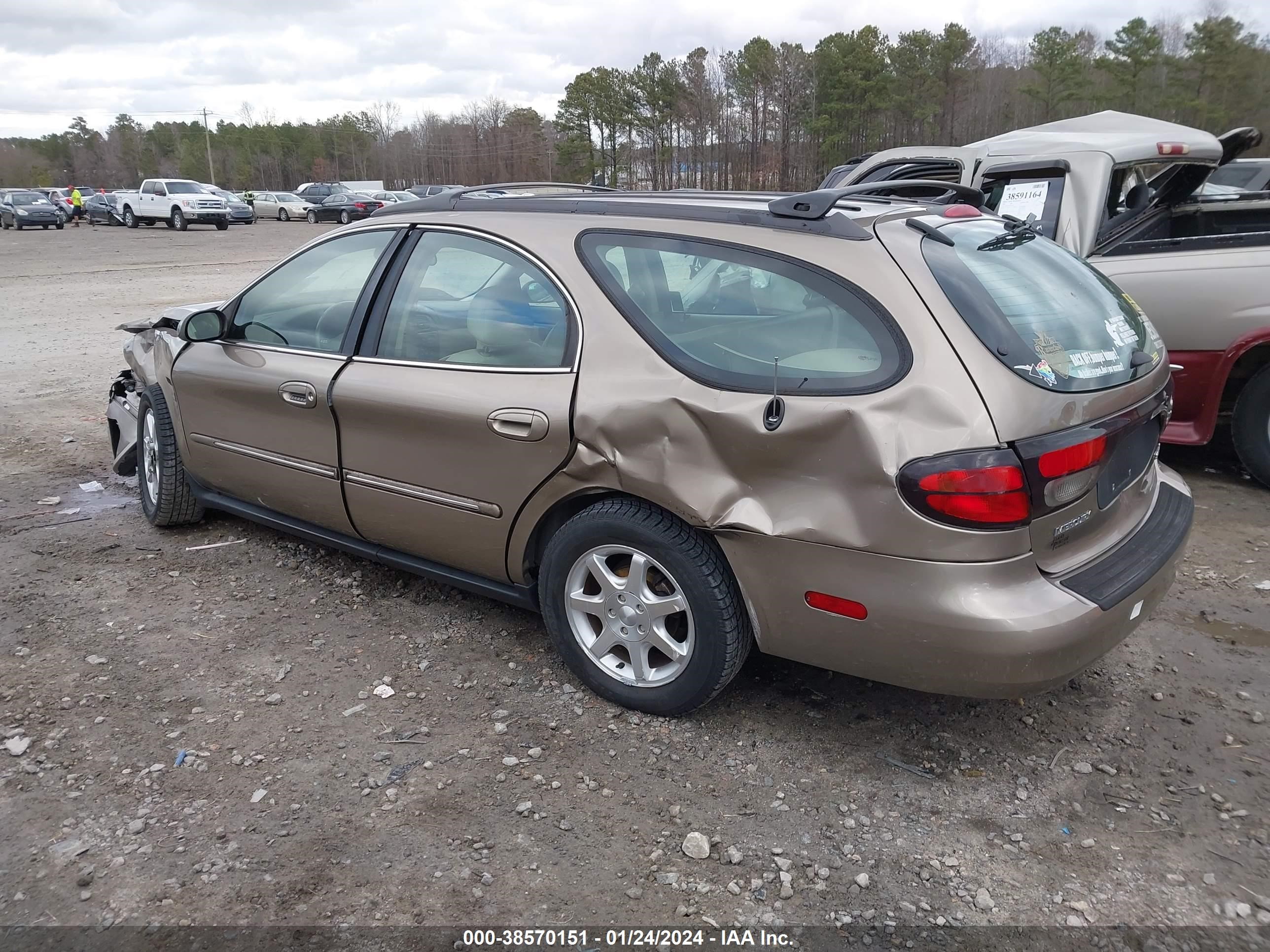 Photo 2 VIN: 1MEHM59S52A600274 - MERCURY SABLE 