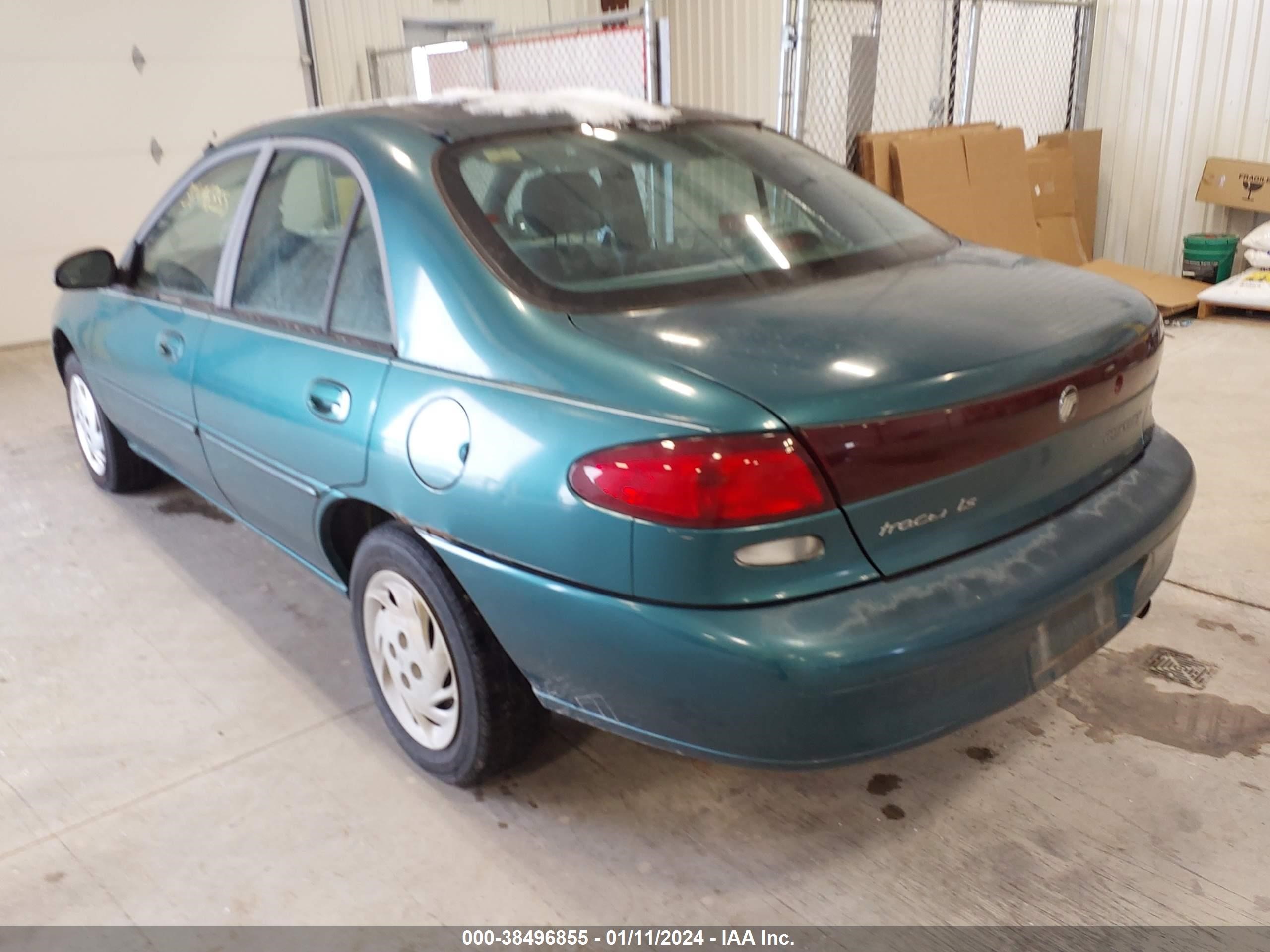 Photo 2 VIN: 1MELM13P2VW623879 - MERCURY TRACER 