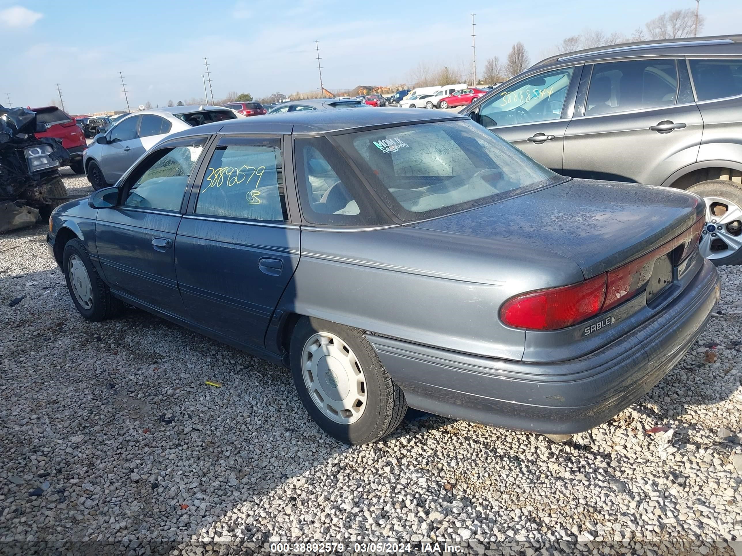 Photo 2 VIN: 1MELM5041RA608570 - MERCURY SABLE 