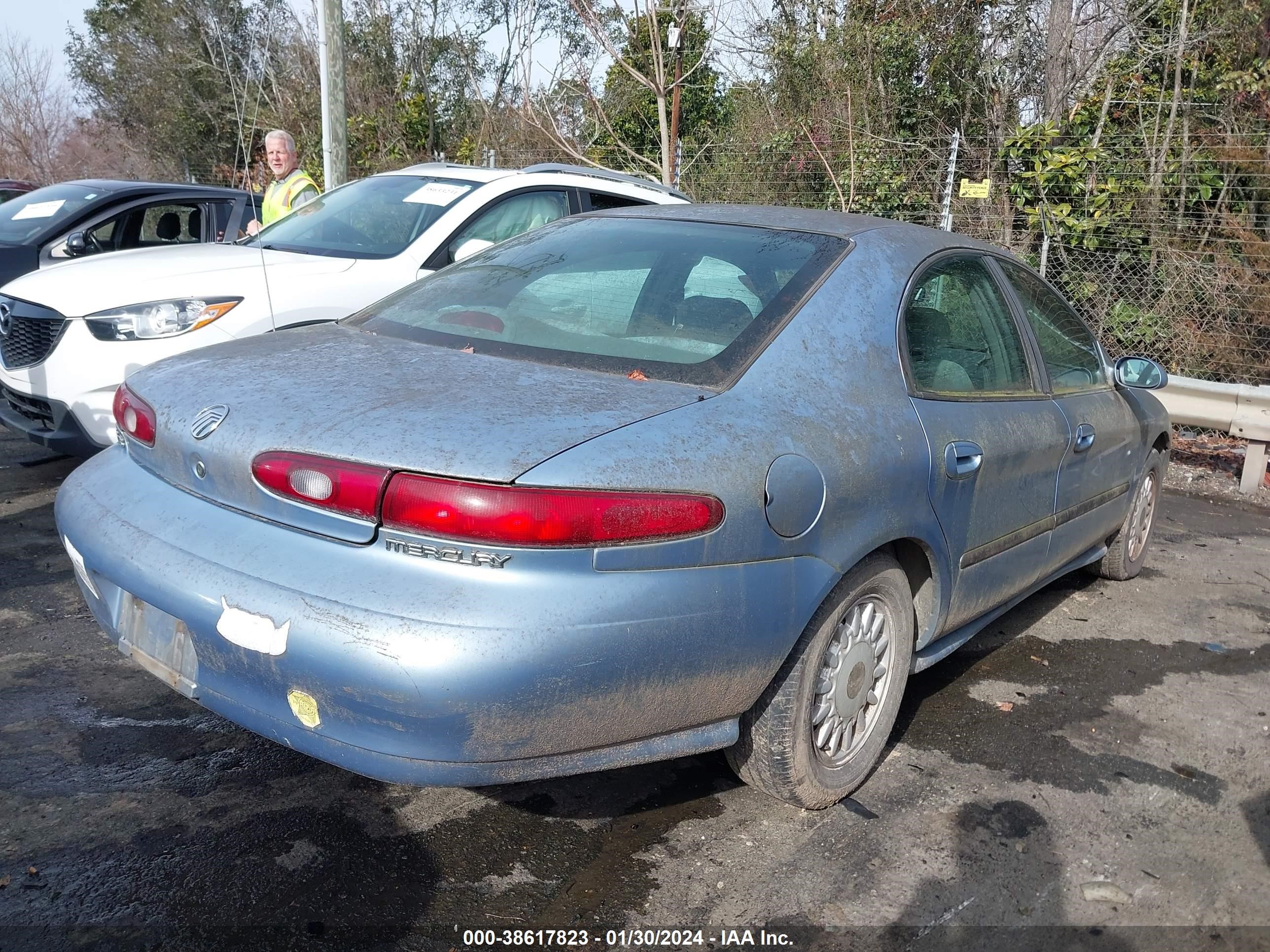 Photo 3 VIN: 1MELM50U4VA633165 - MERCURY SABLE 