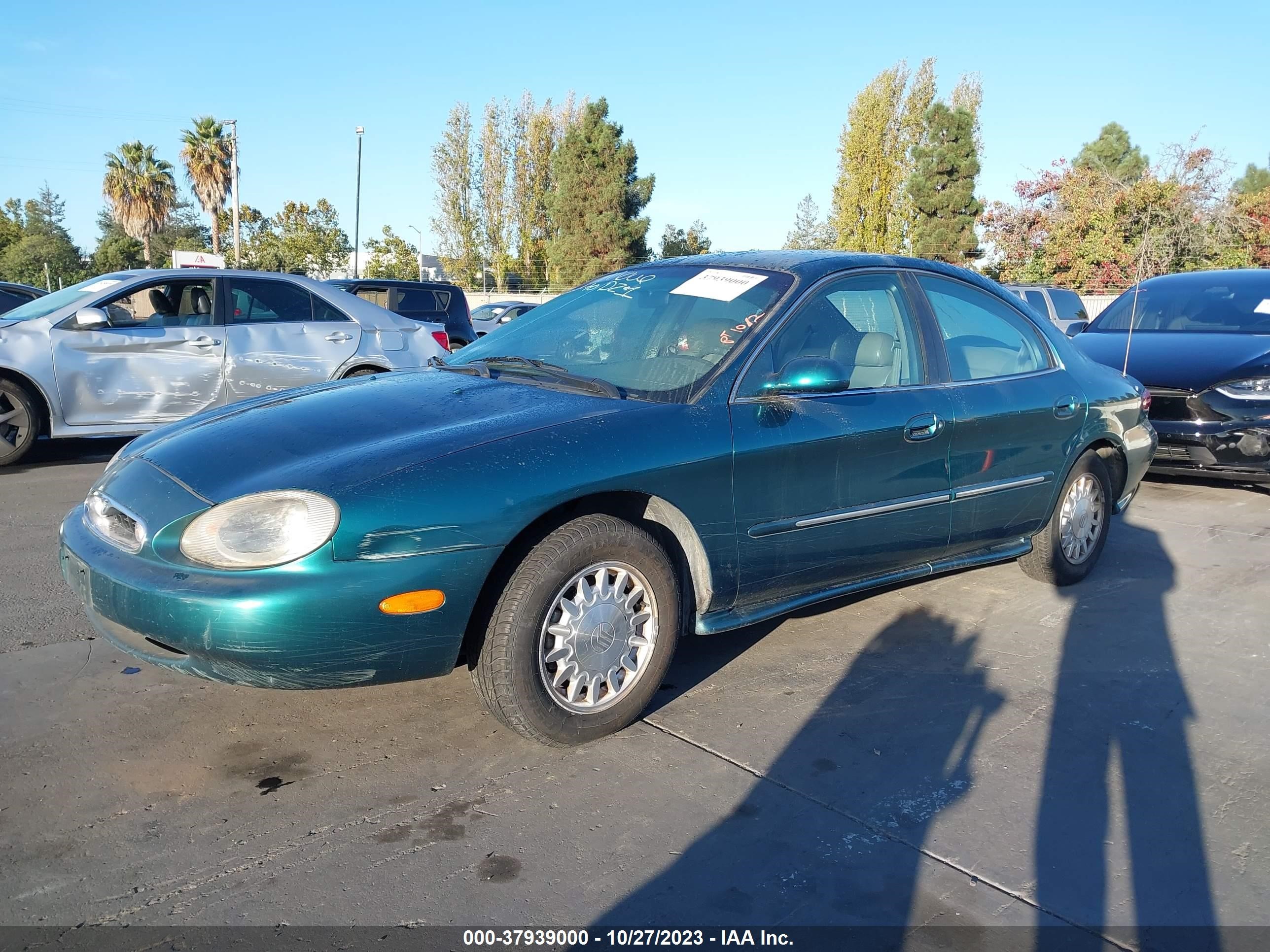 Photo 2 VIN: 1MELM53S2TA600236 - MERCURY SABLE 