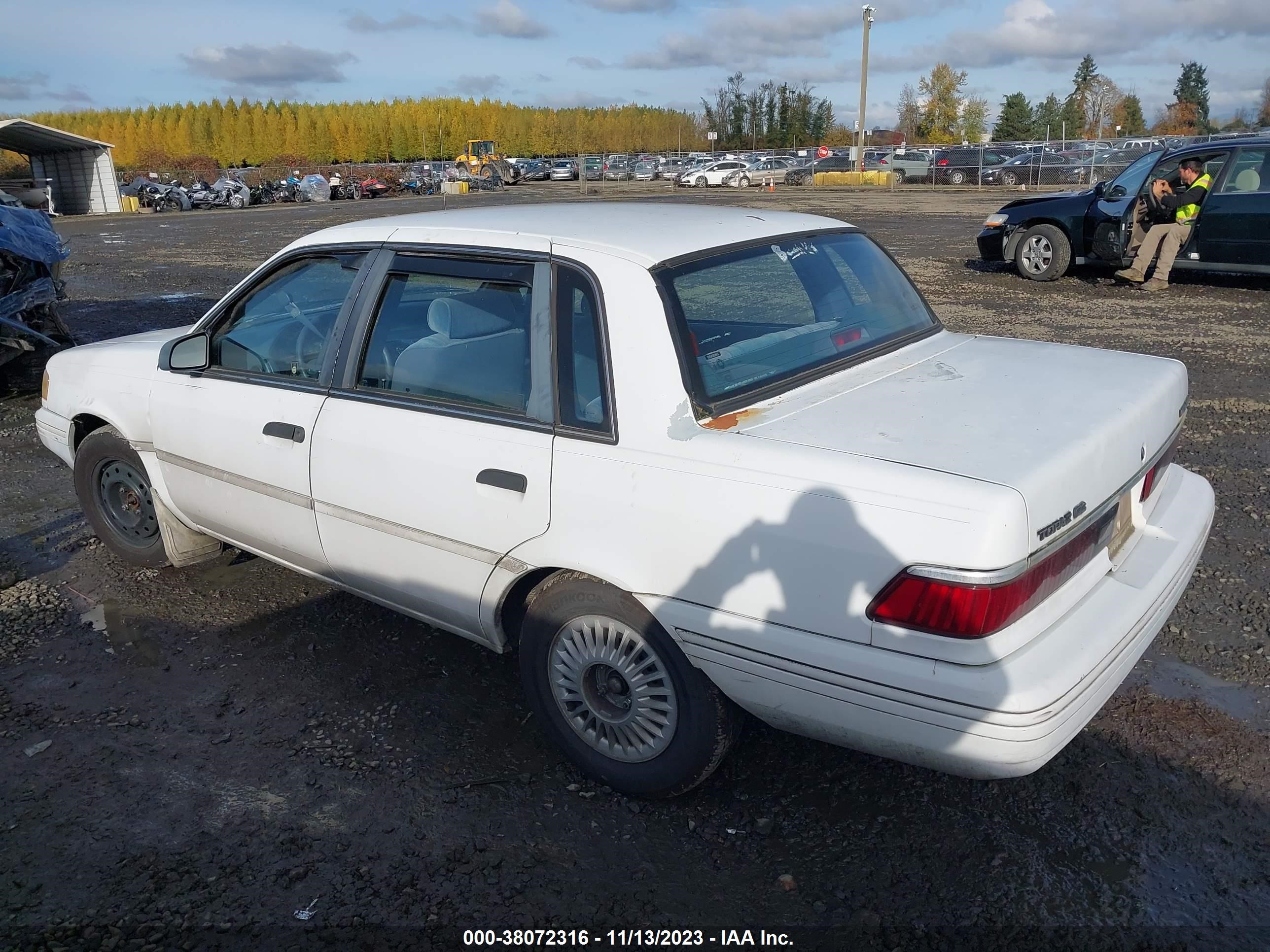 Photo 2 VIN: 1MEPM36X0PK647214 - MERCURY TOPAZ 