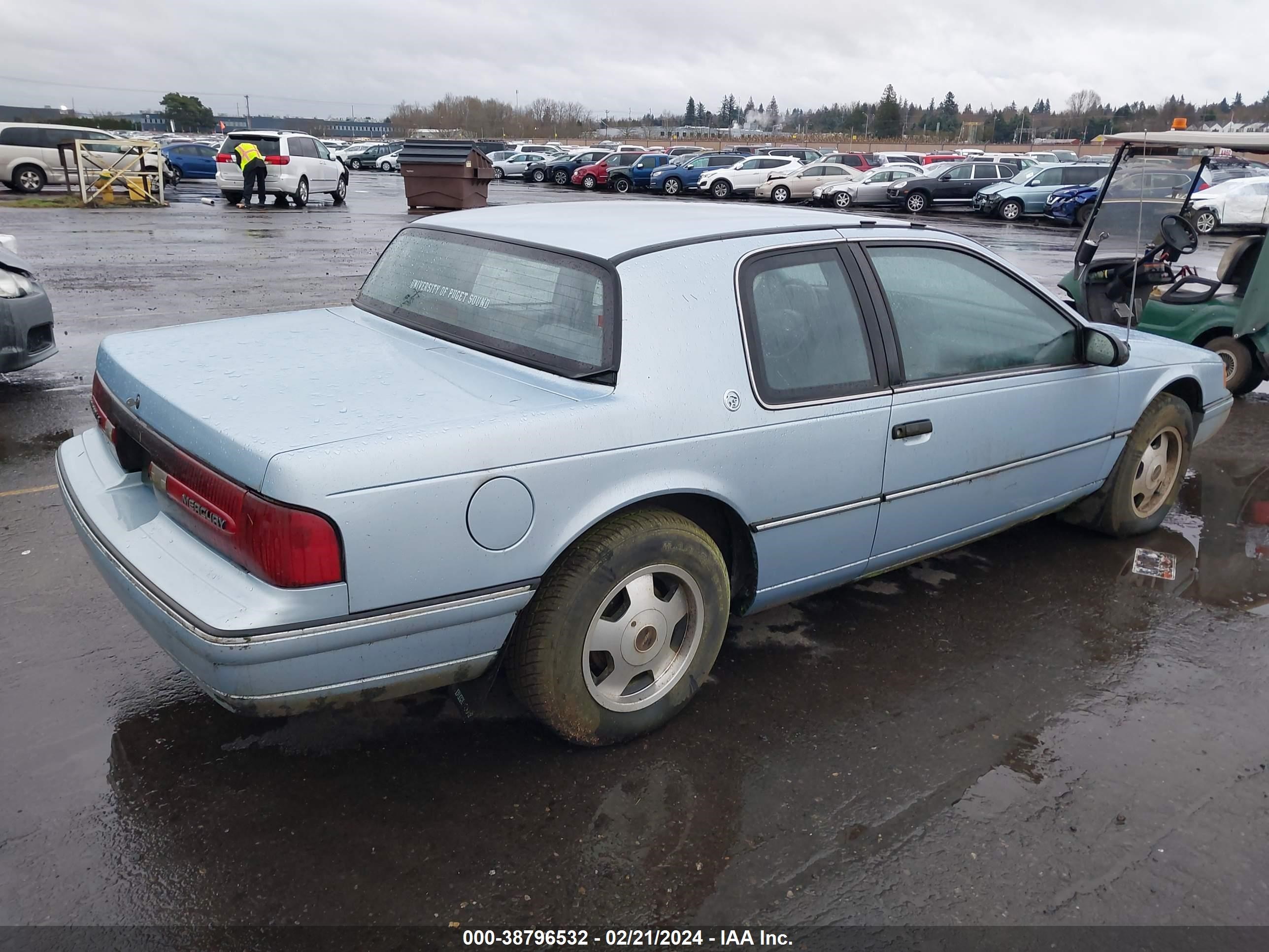 Photo 3 VIN: 1MEPM6044MH651520 - MERCURY COUGAR 