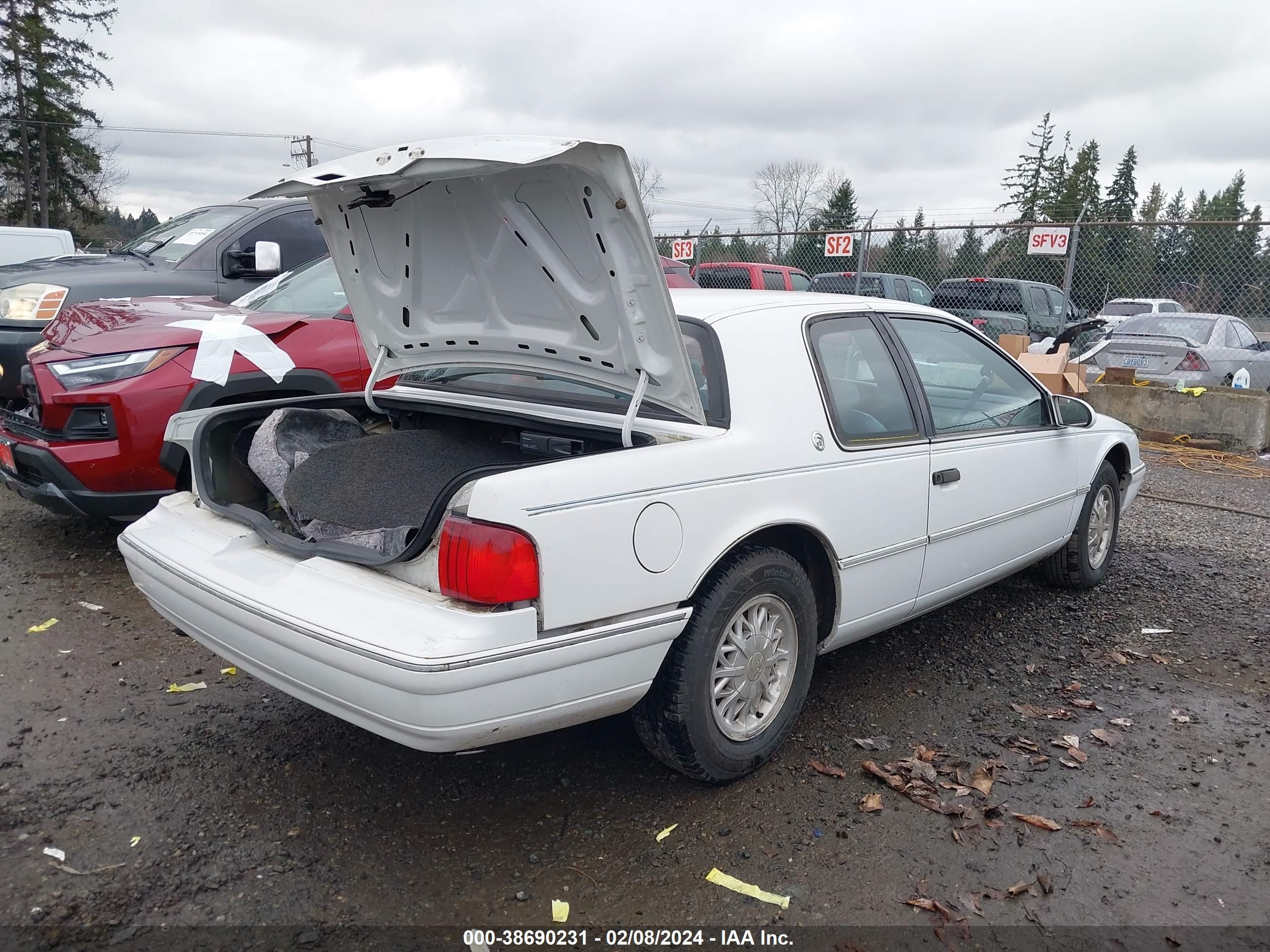 Photo 3 VIN: 1MEPM6248PH655376 - MERCURY COUGAR 