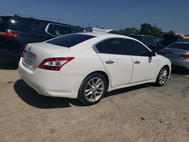 Photo 2 VIN: 1N4AA51E09C858711 - NISSAN MAXIMA 