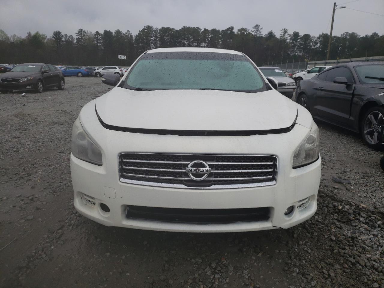 Photo 4 VIN: 1N4AA51E19C800929 - NISSAN MAXIMA 