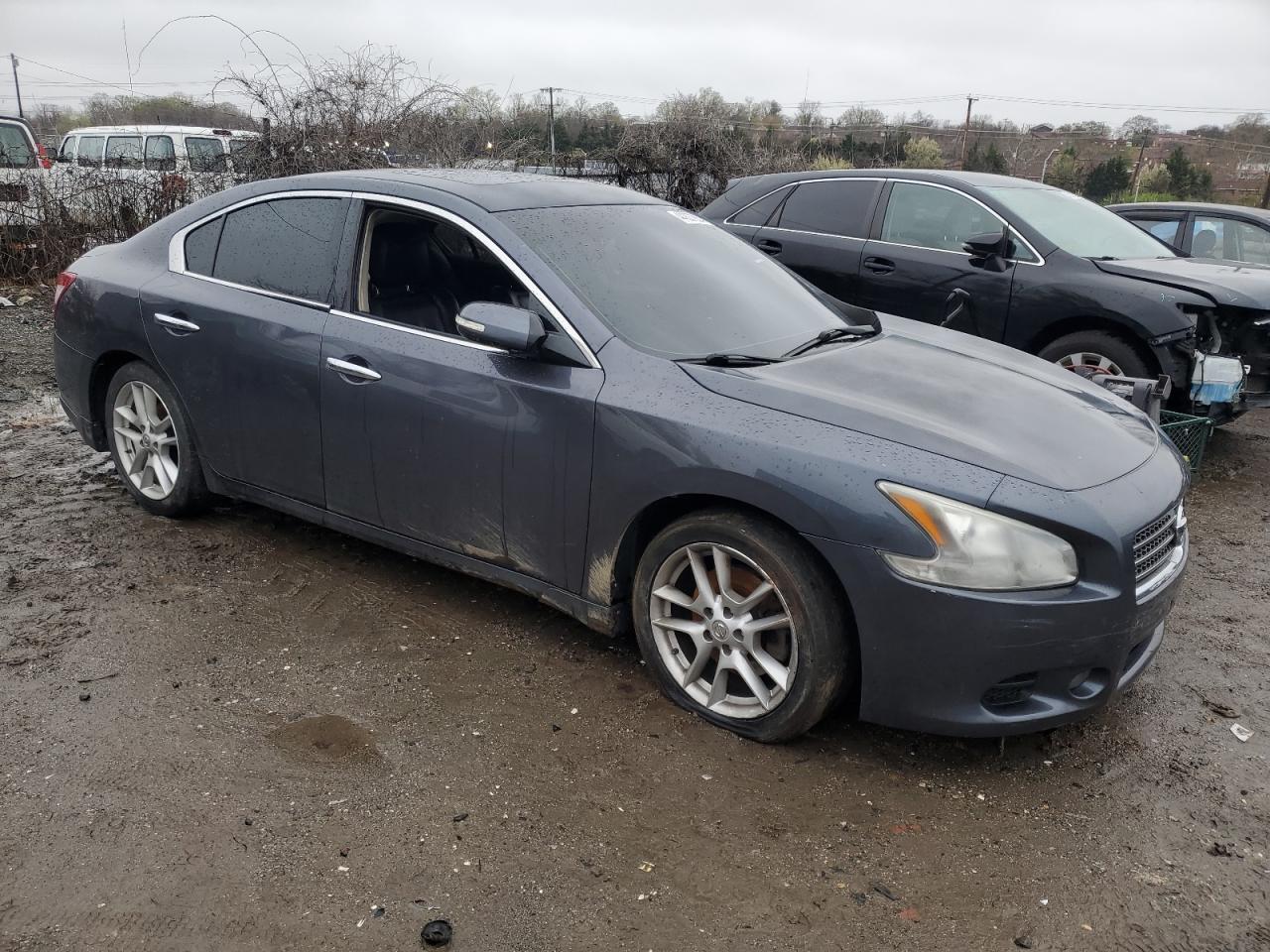 Photo 3 VIN: 1N4AA51E39C848724 - NISSAN MAXIMA 