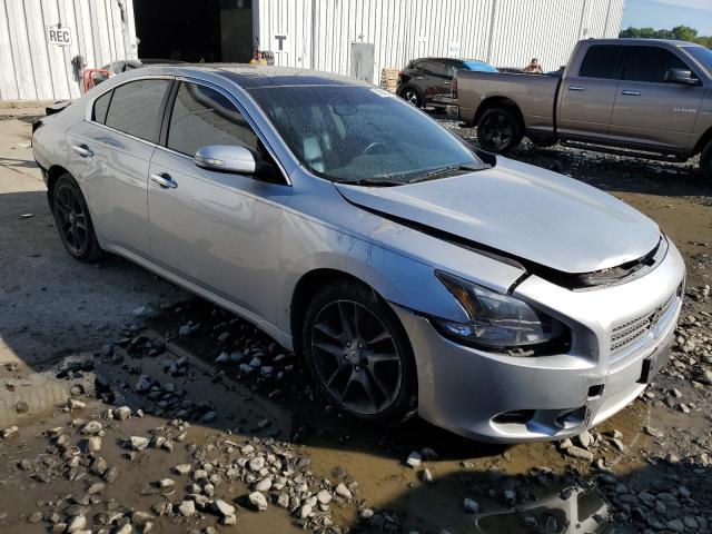 Photo 3 VIN: 1N4AA51E49C810791 - NISSAN MAXIMA S 