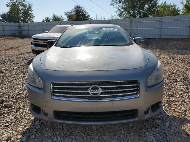 Photo 4 VIN: 1N4AA51E49C840972 - NISSAN MAXIMA S 