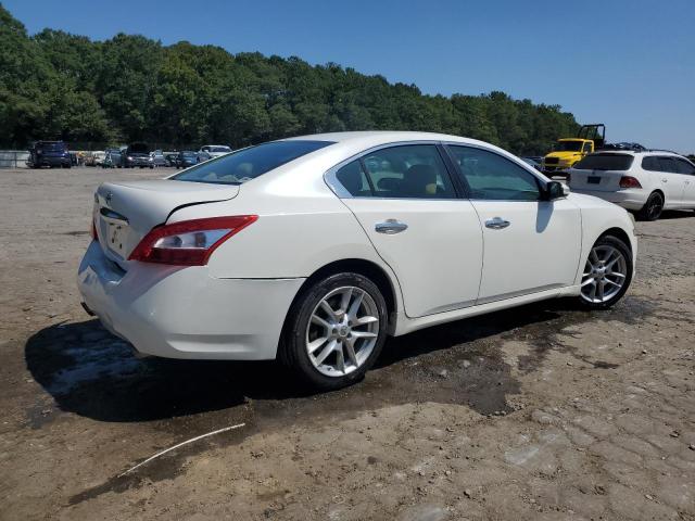 Photo 2 VIN: 1N4AA51E49C848554 - NISSAN MAXIMA S 