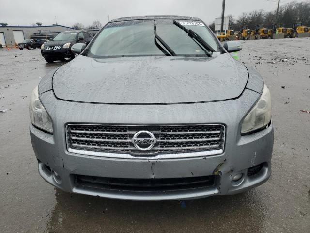 Photo 4 VIN: 1N4AA51E59C822500 - NISSAN MAXIMA 