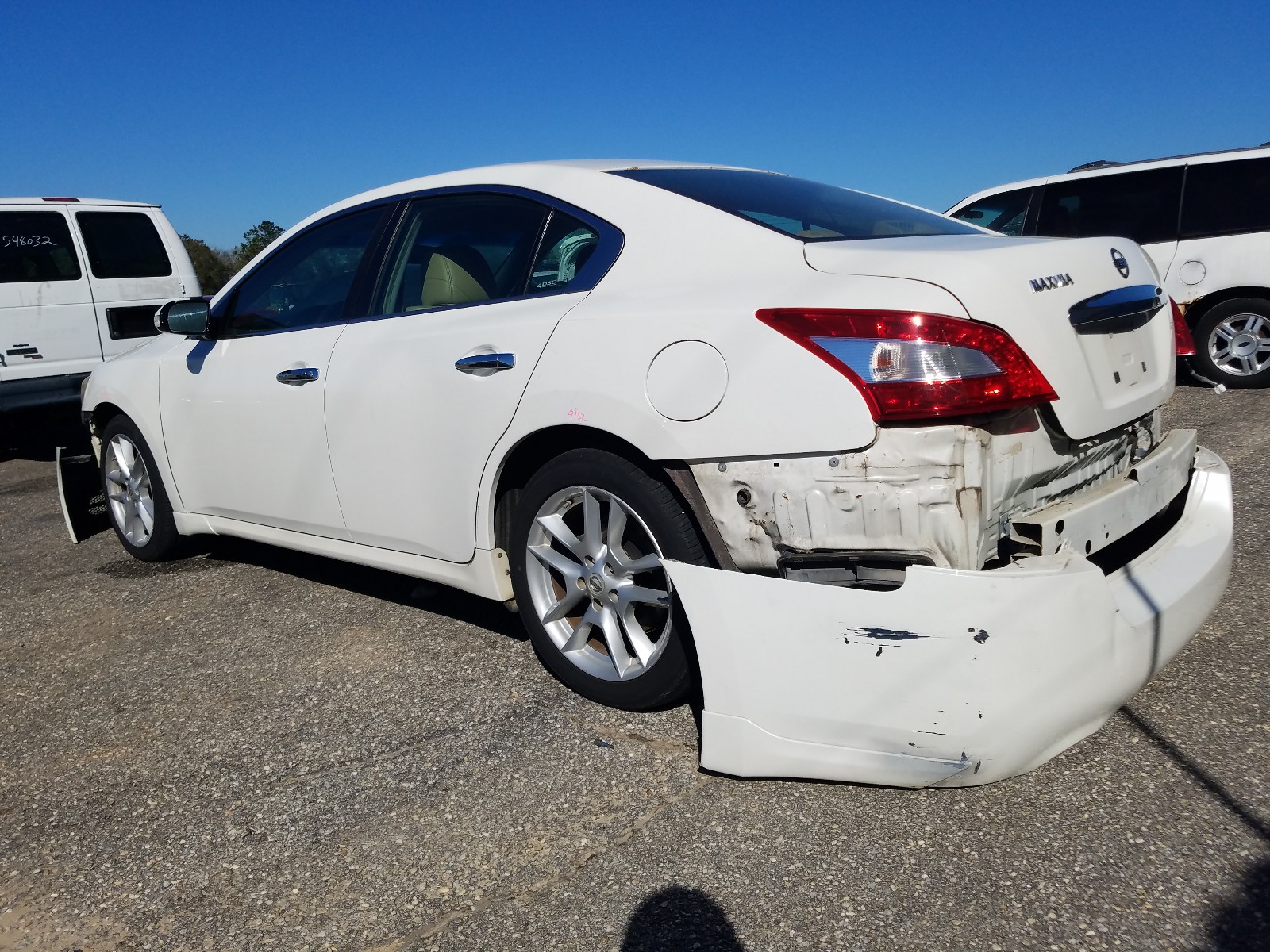 Photo 2 VIN: 1N4AA51E59C842715 - NISSAN MAXIMA S 