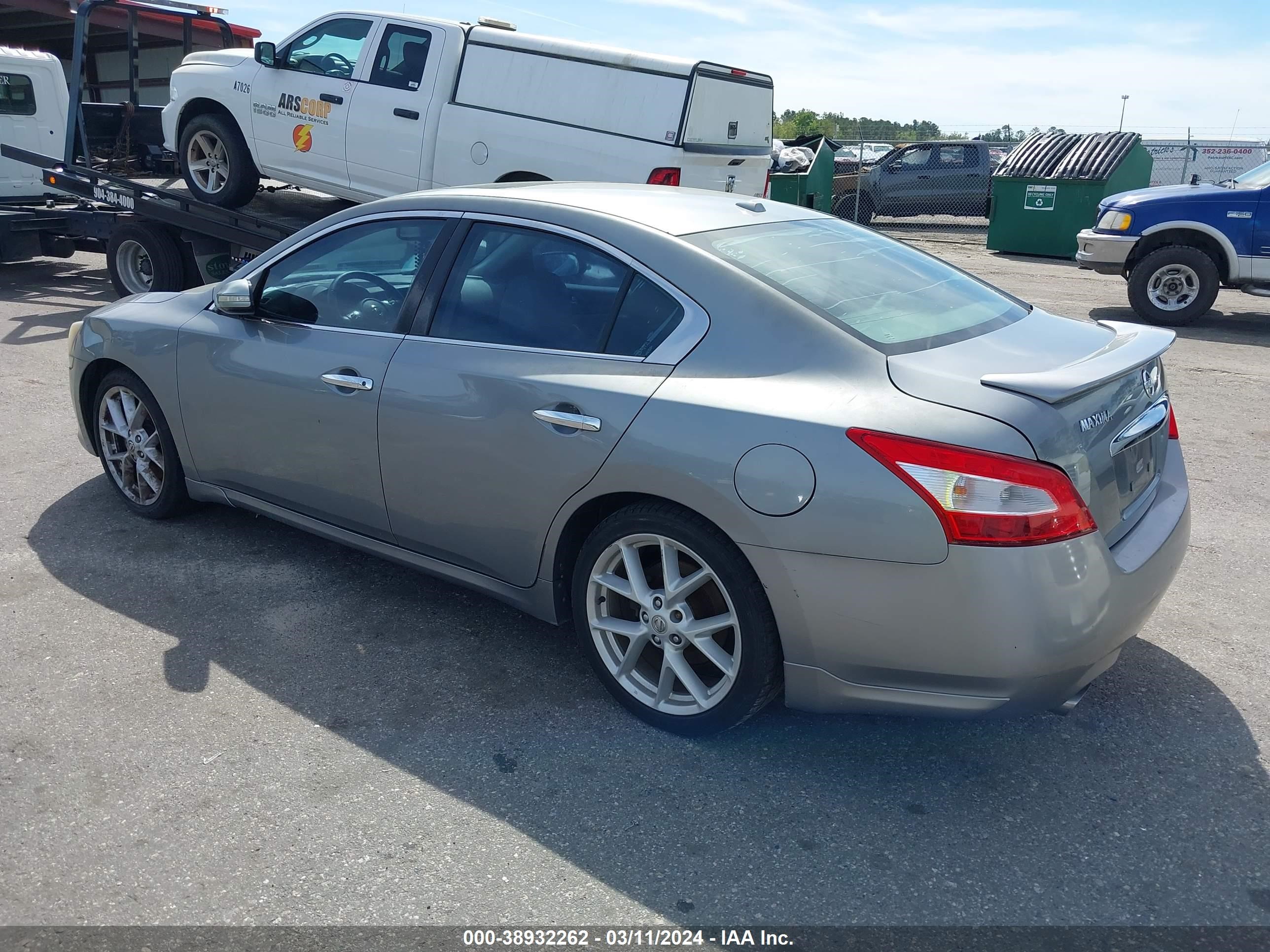 Photo 2 VIN: 1N4AA51E69C814034 - NISSAN MAXIMA 