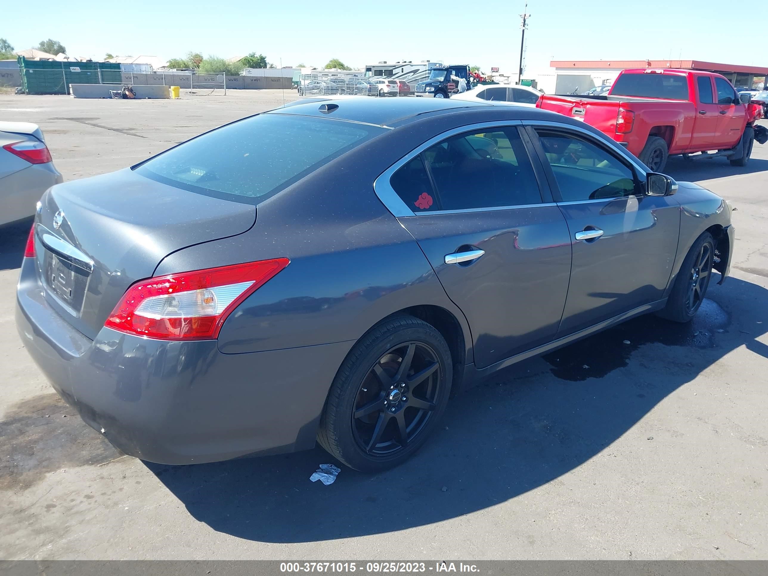 Photo 3 VIN: 1N4AA51E89C833555 - NISSAN MAXIMA 