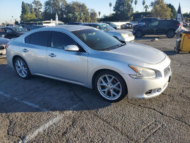 Photo 3 VIN: 1N4AA51E99C804601 - NISSAN MAXIMA 