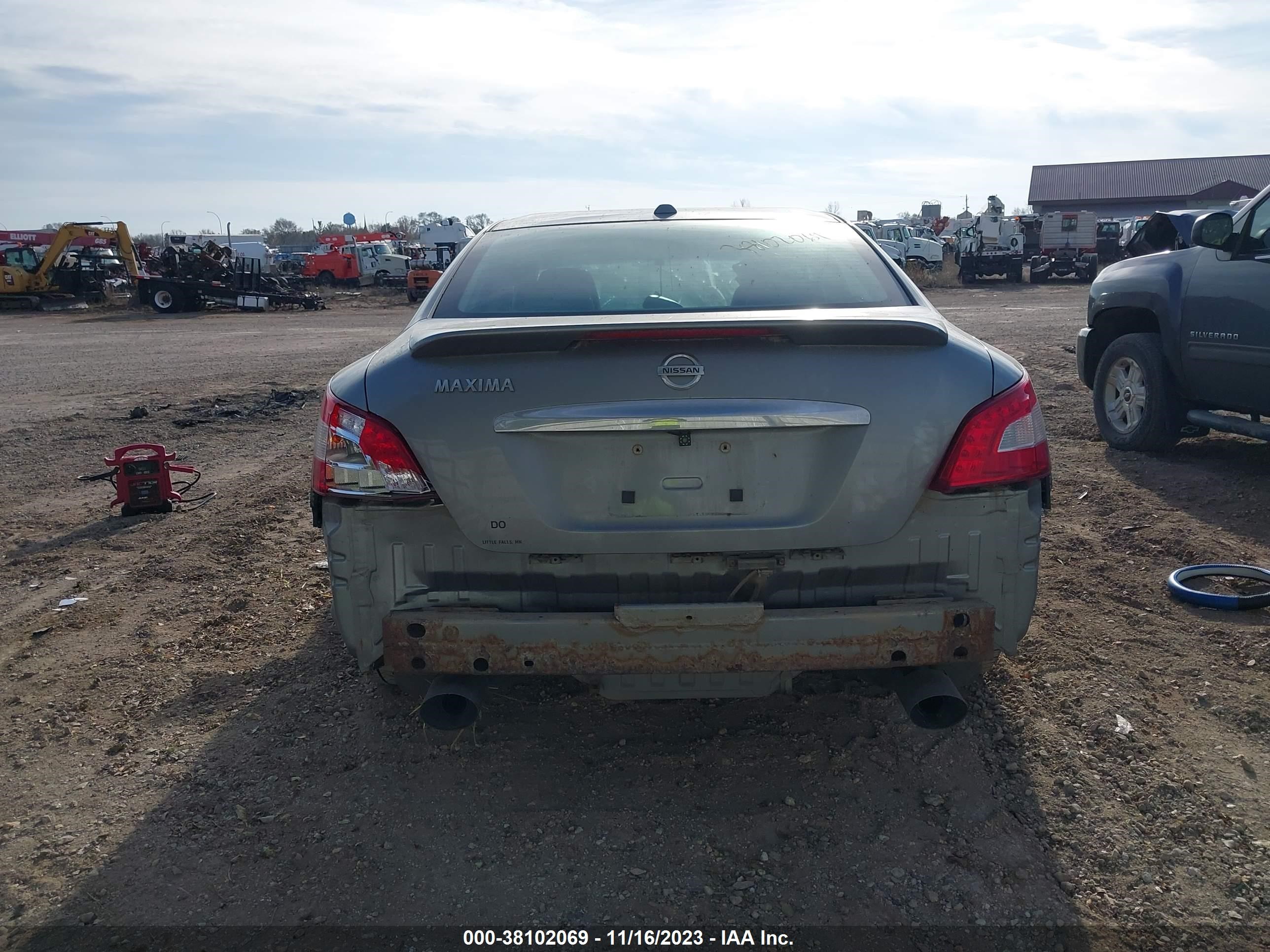 Photo 16 VIN: 1N4AA51EX9C824694 - NISSAN MAXIMA 