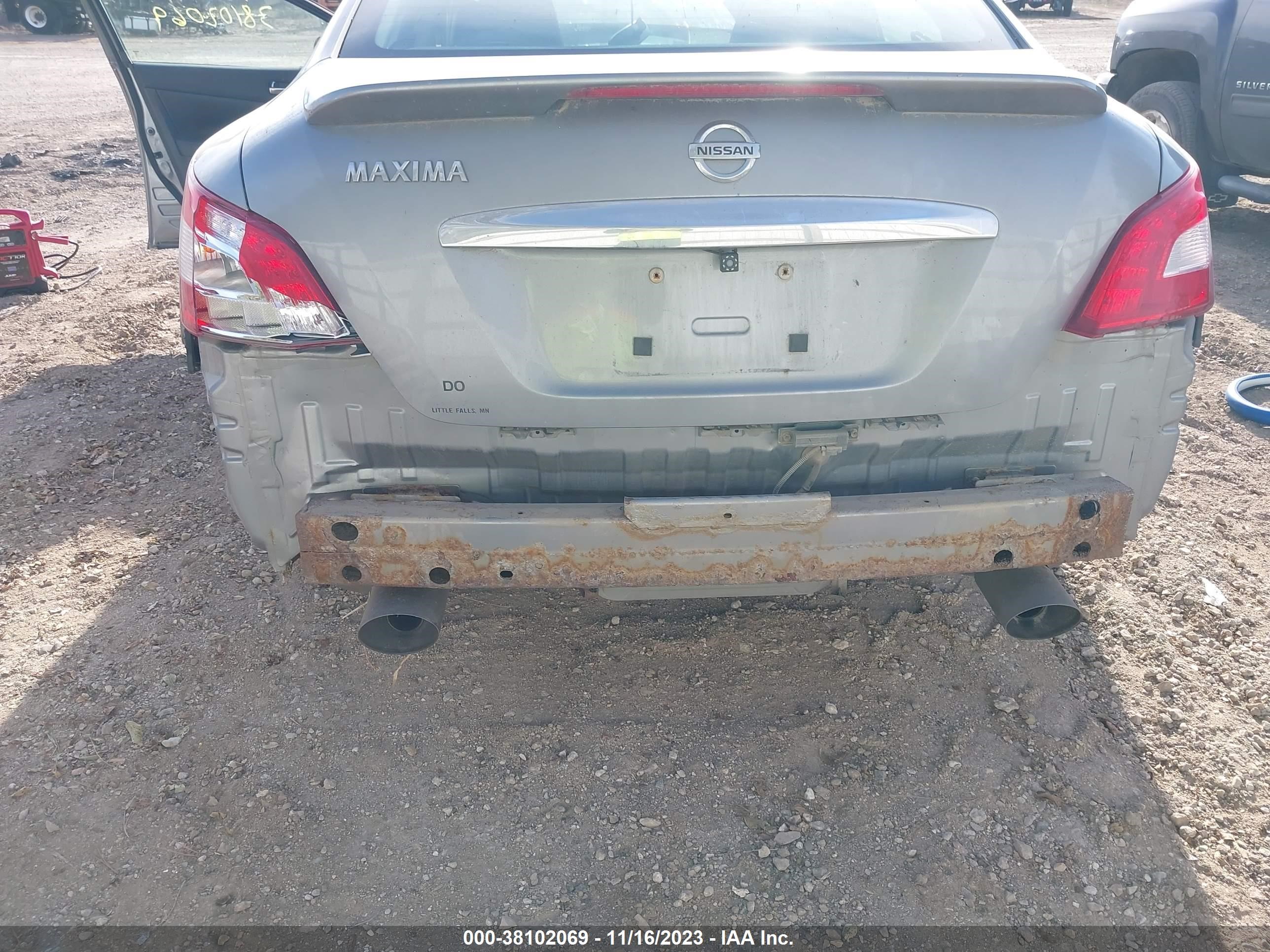 Photo 5 VIN: 1N4AA51EX9C824694 - NISSAN MAXIMA 