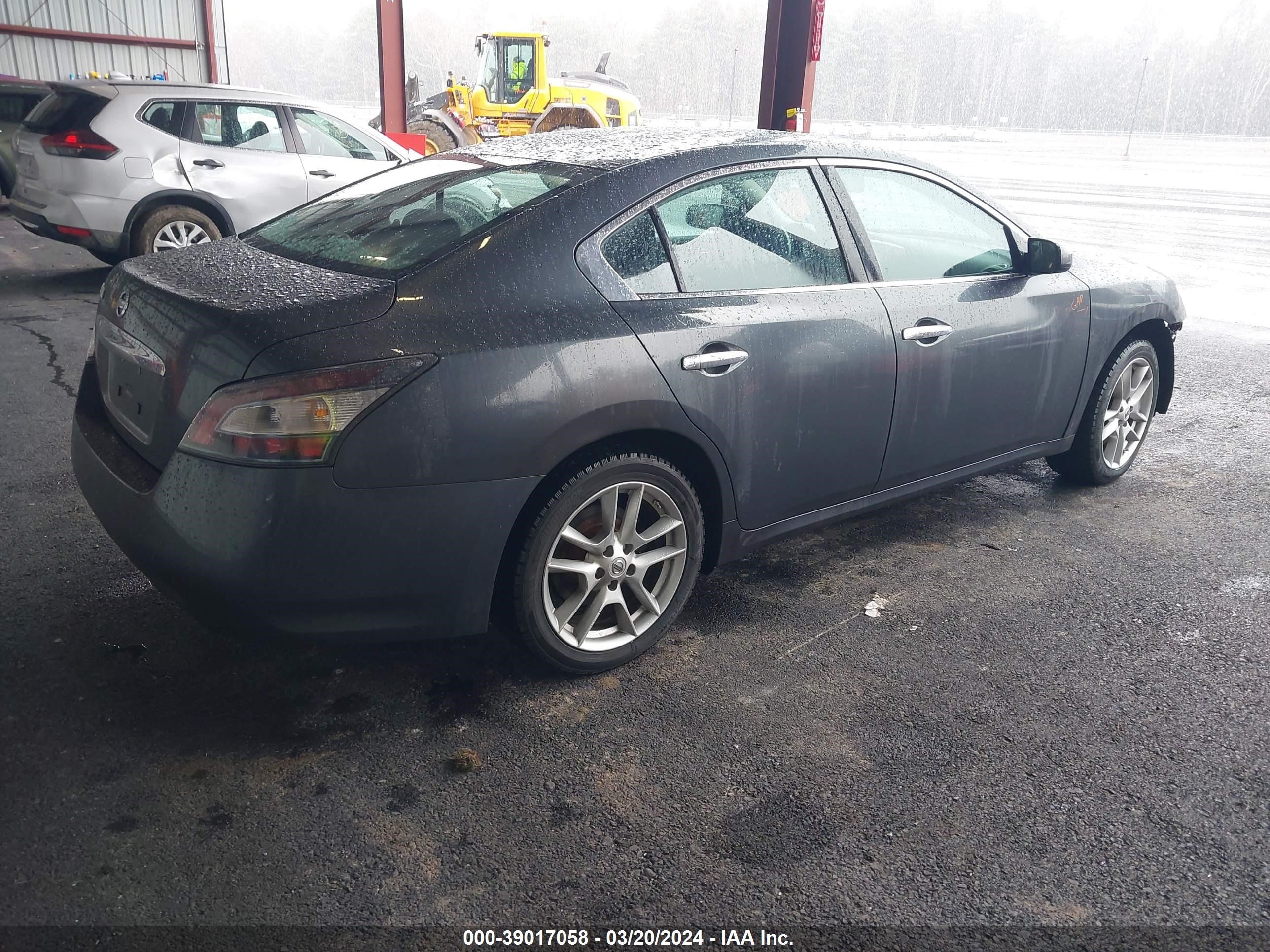 Photo 3 VIN: 1N4AA5AP0DC803797 - NISSAN MAXIMA 