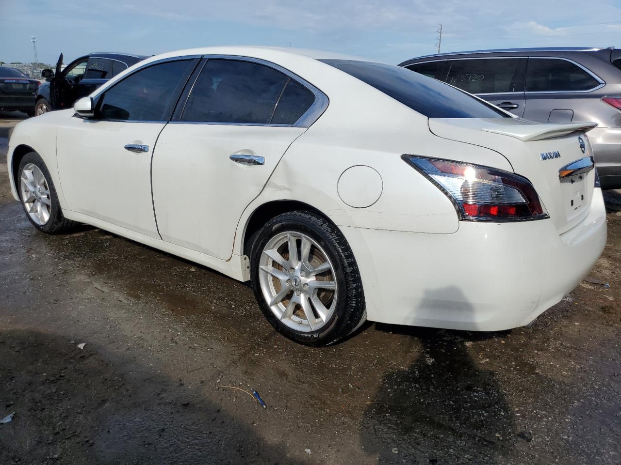 Photo 1 VIN: 1N4AA5AP0DC810376 - NISSAN MAXIMA 