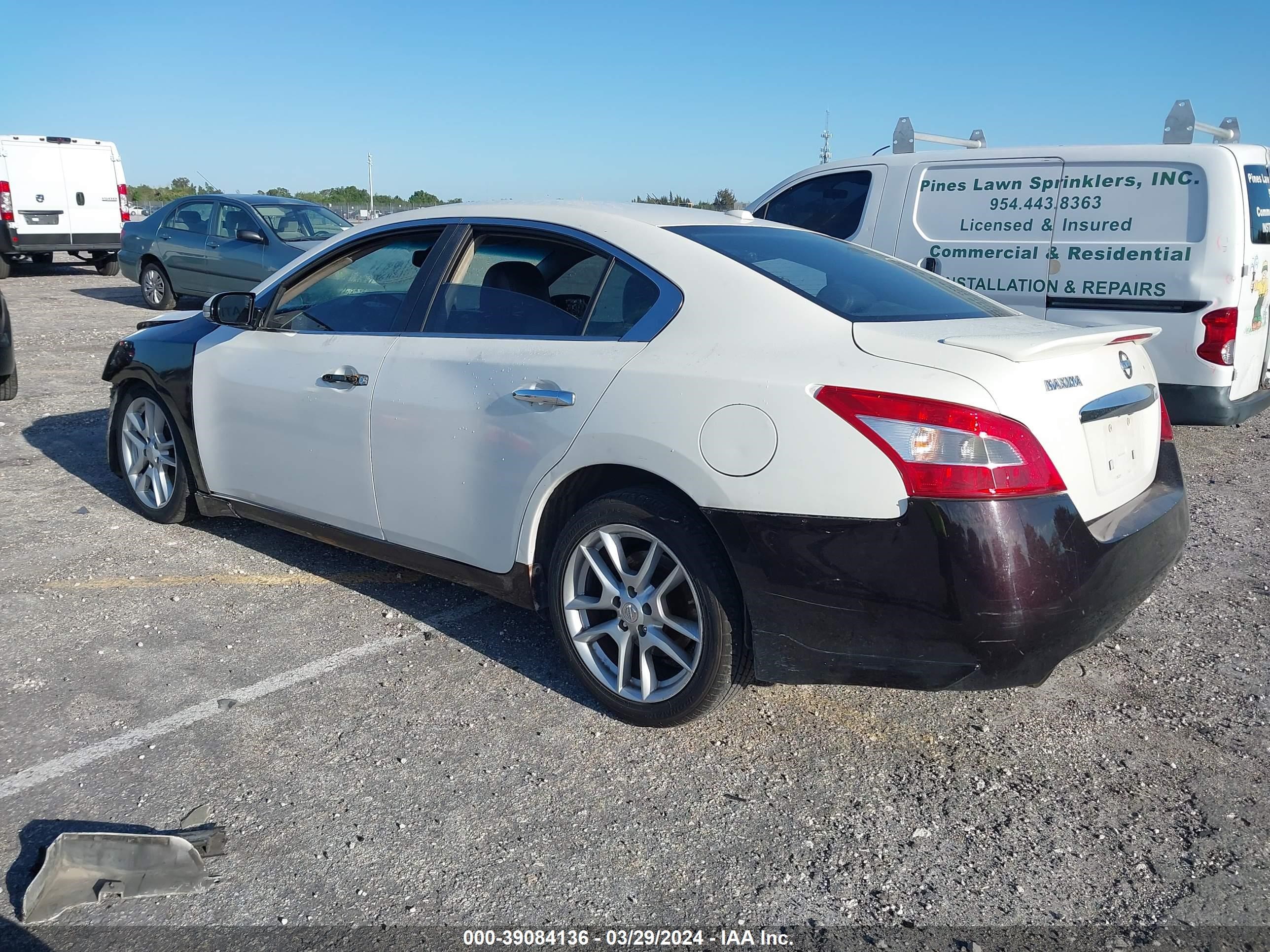 Photo 2 VIN: 1N4AA5AP1AC869108 - NISSAN MAXIMA 