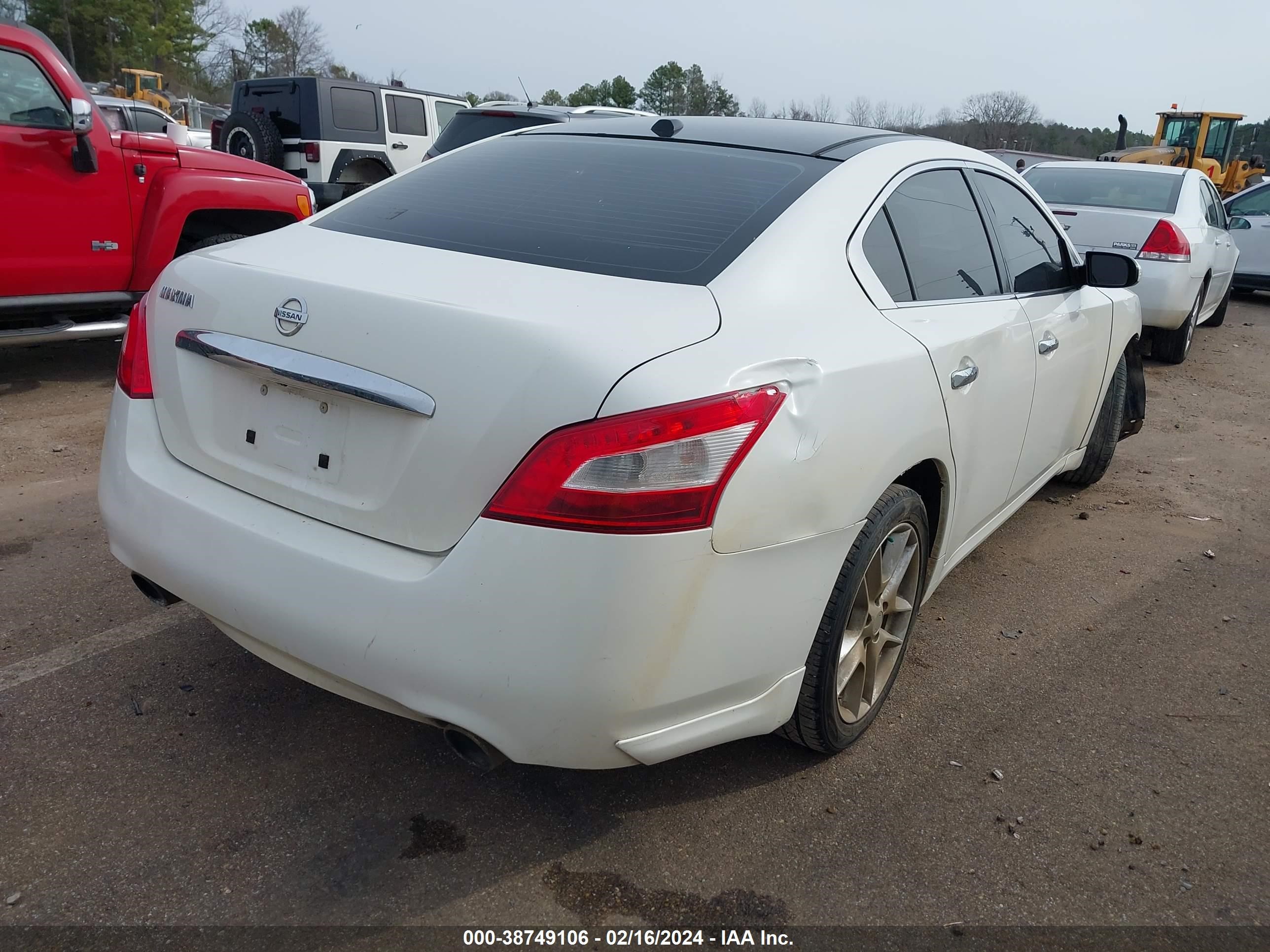 Photo 3 VIN: 1N4AA5AP1BC831024 - NISSAN MAXIMA 