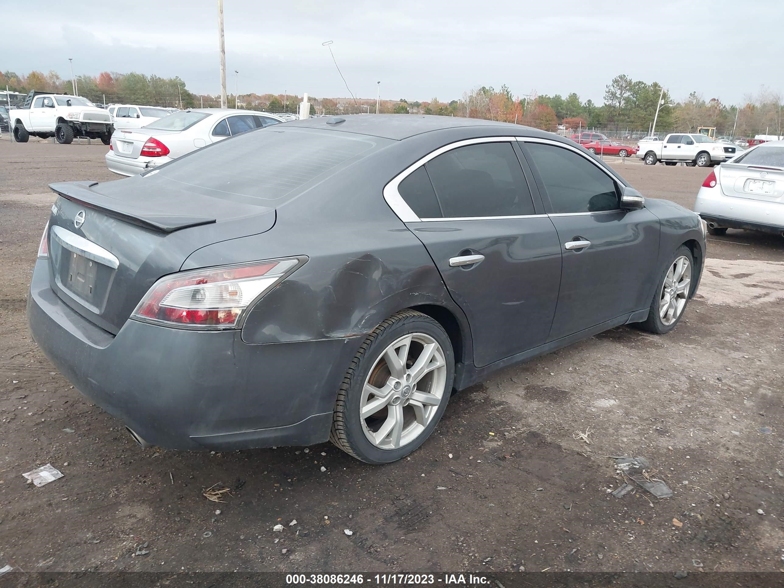 Photo 3 VIN: 1N4AA5AP2CC842132 - NISSAN MAXIMA 