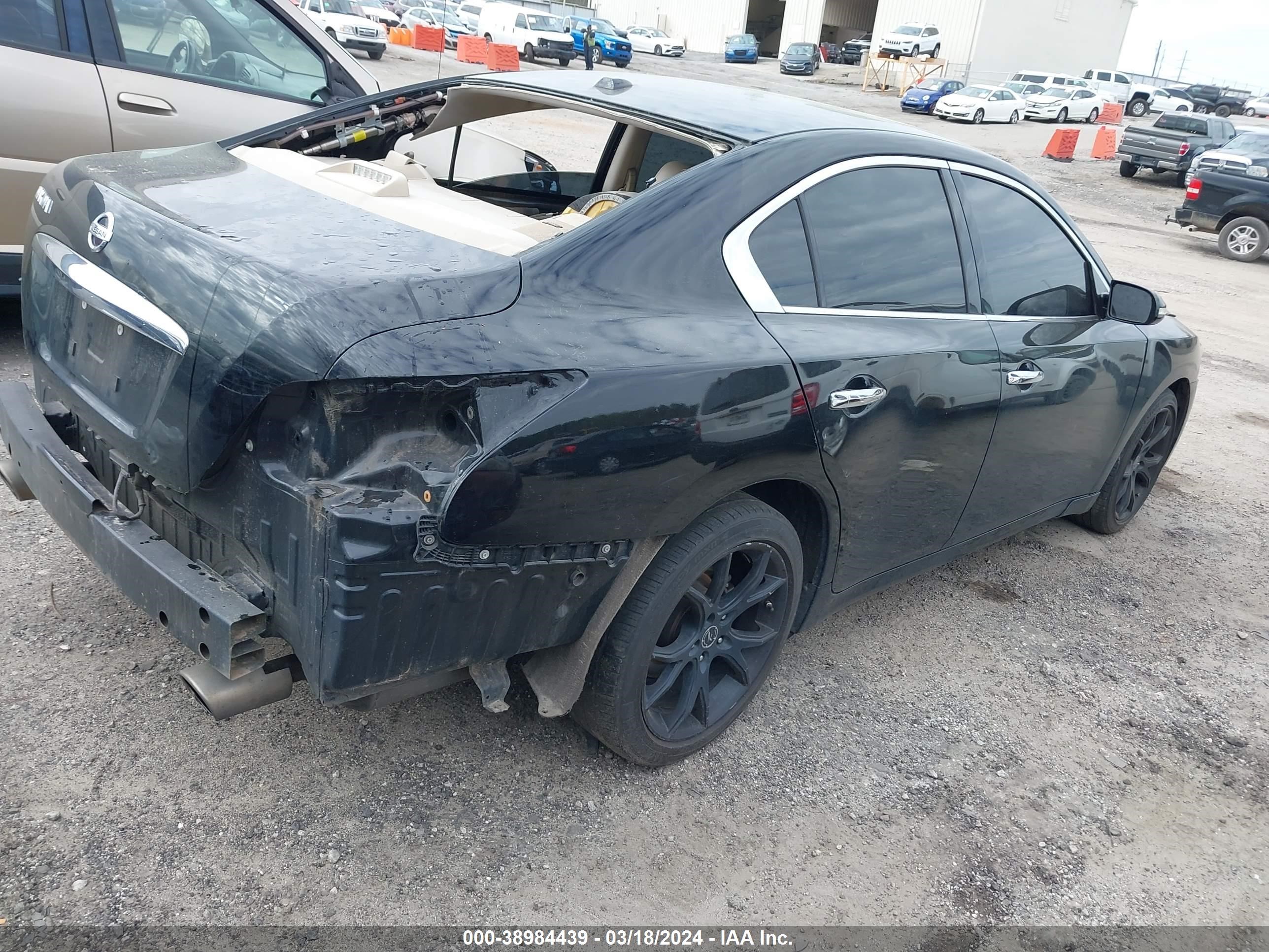 Photo 3 VIN: 1N4AA5AP2CC851820 - NISSAN MAXIMA 