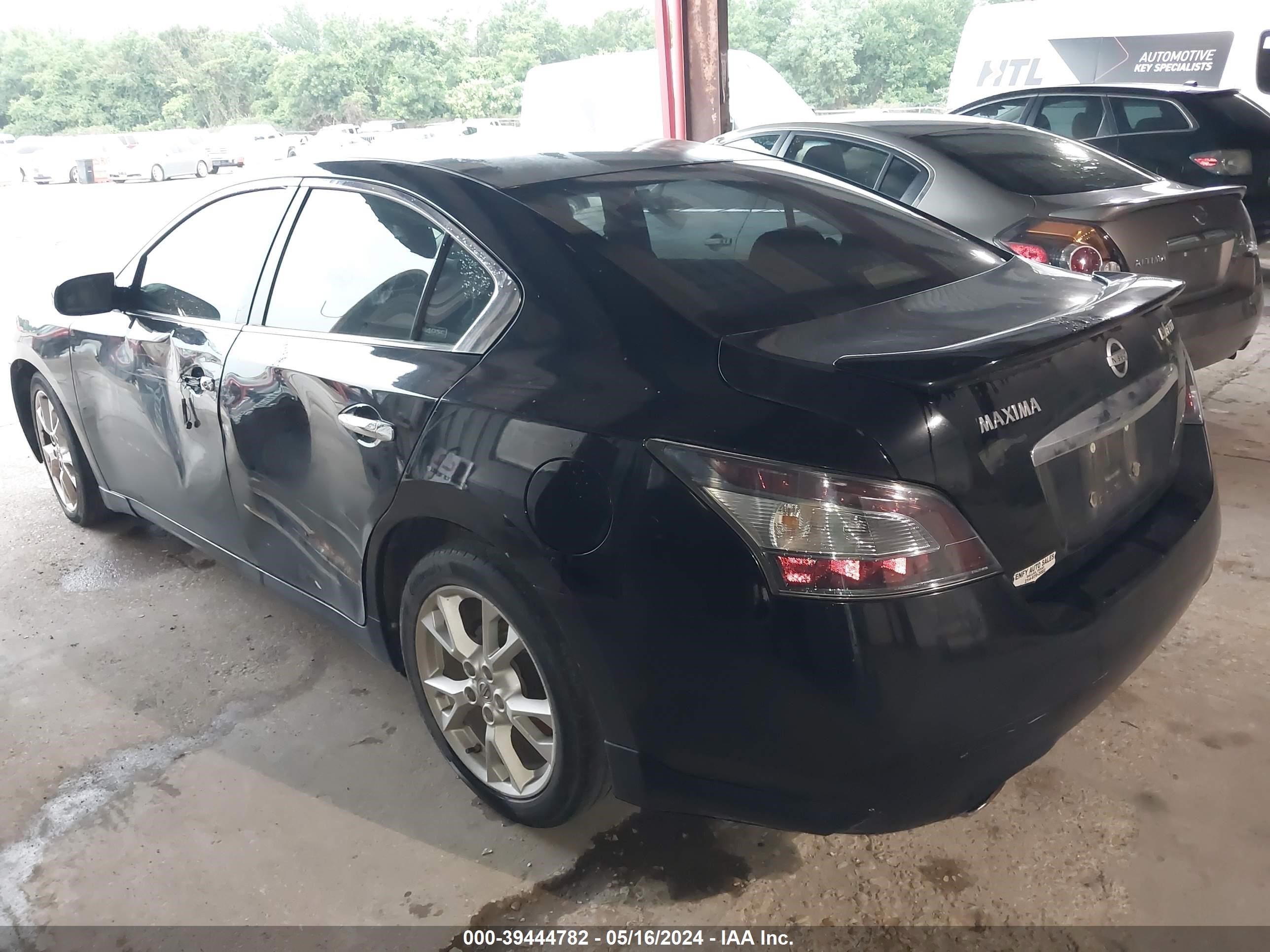 Photo 2 VIN: 1N4AA5AP2DC806104 - NISSAN MAXIMA 