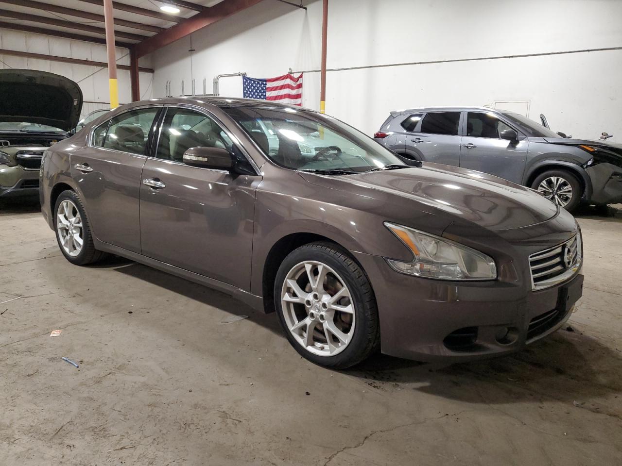 Photo 3 VIN: 1N4AA5AP2EC477955 - NISSAN MAXIMA 