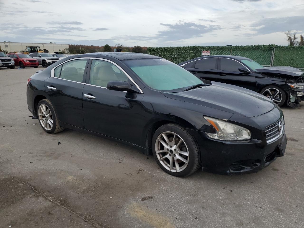 Photo 3 VIN: 1N4AA5AP3BC852523 - NISSAN MAXIMA 