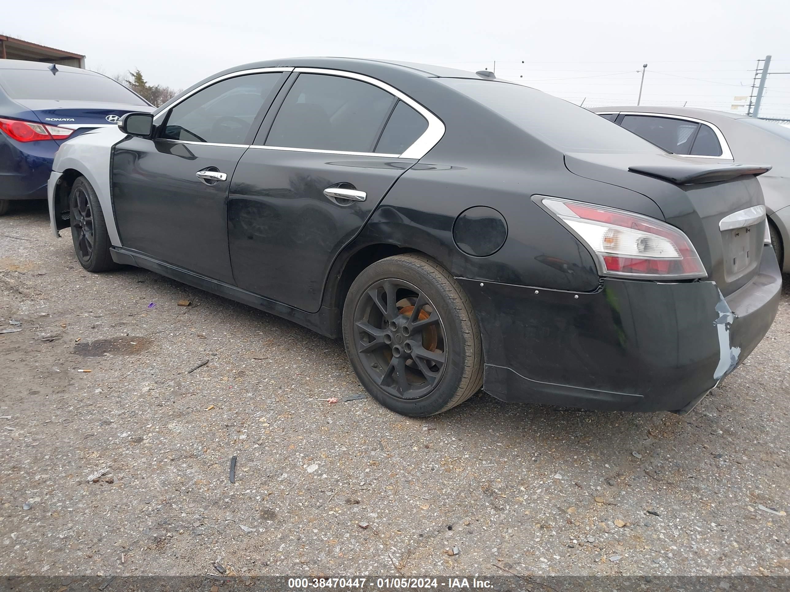 Photo 2 VIN: 1N4AA5AP3CC820866 - NISSAN MAXIMA 