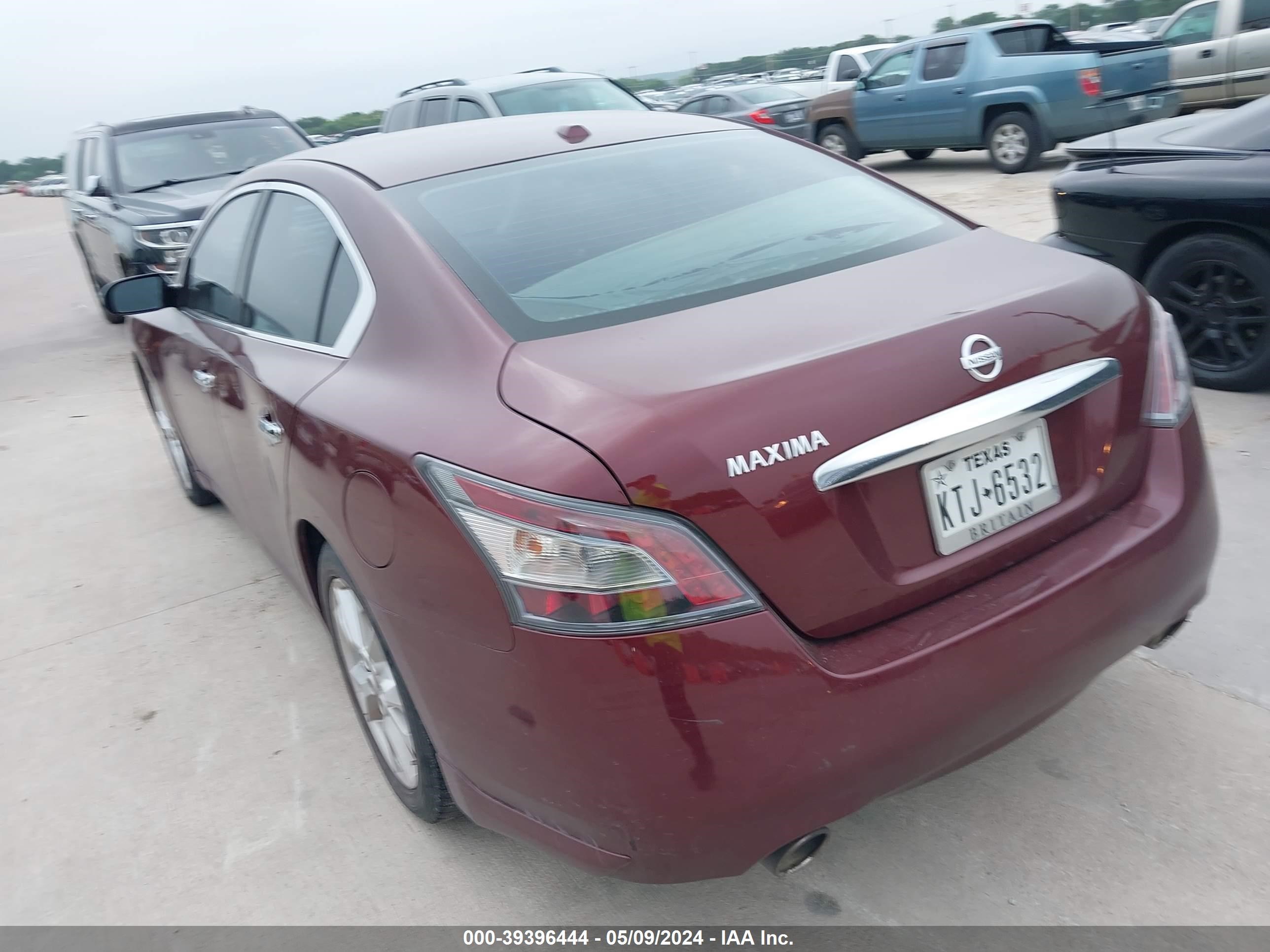 Photo 2 VIN: 1N4AA5AP3CC833939 - NISSAN MAXIMA 